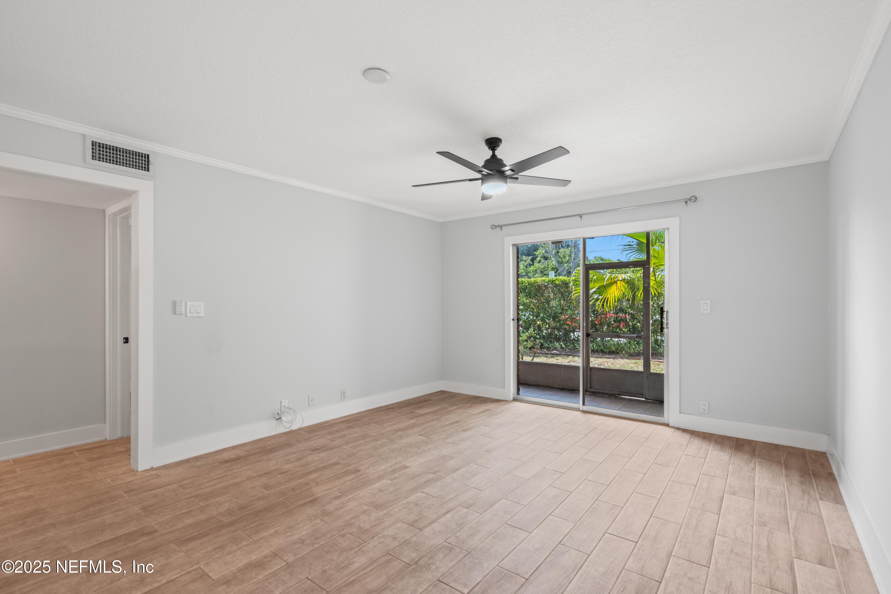 Photo 8 of 22 COMARES Avenue 4A, St. Augustine, FL 32080