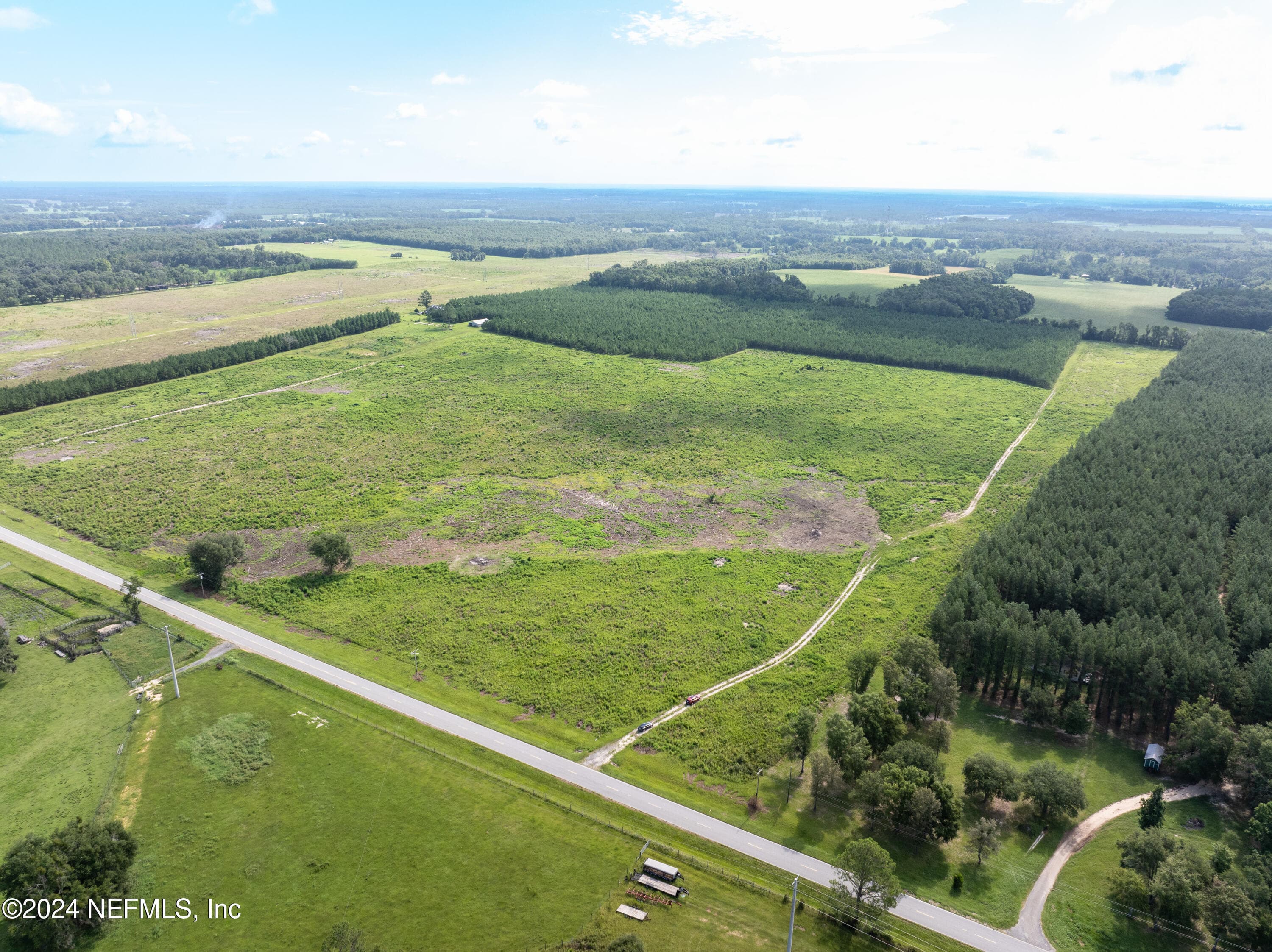Photo 4 of 3600 NE ROCKY FORD Road, Madison, FL 32340