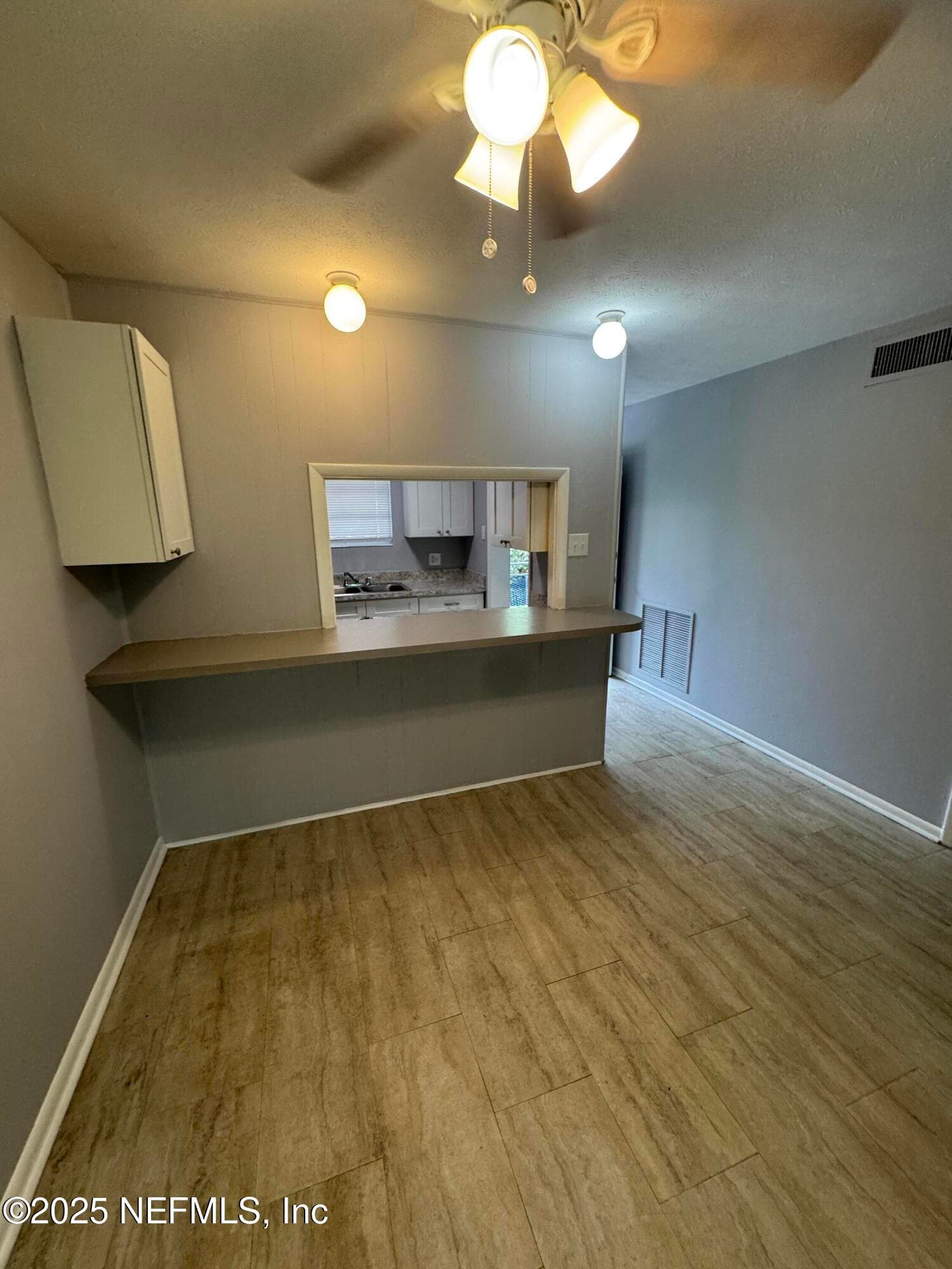Photo 3 of 2441 SPRING PARK Road 47, Jacksonville, FL 32207