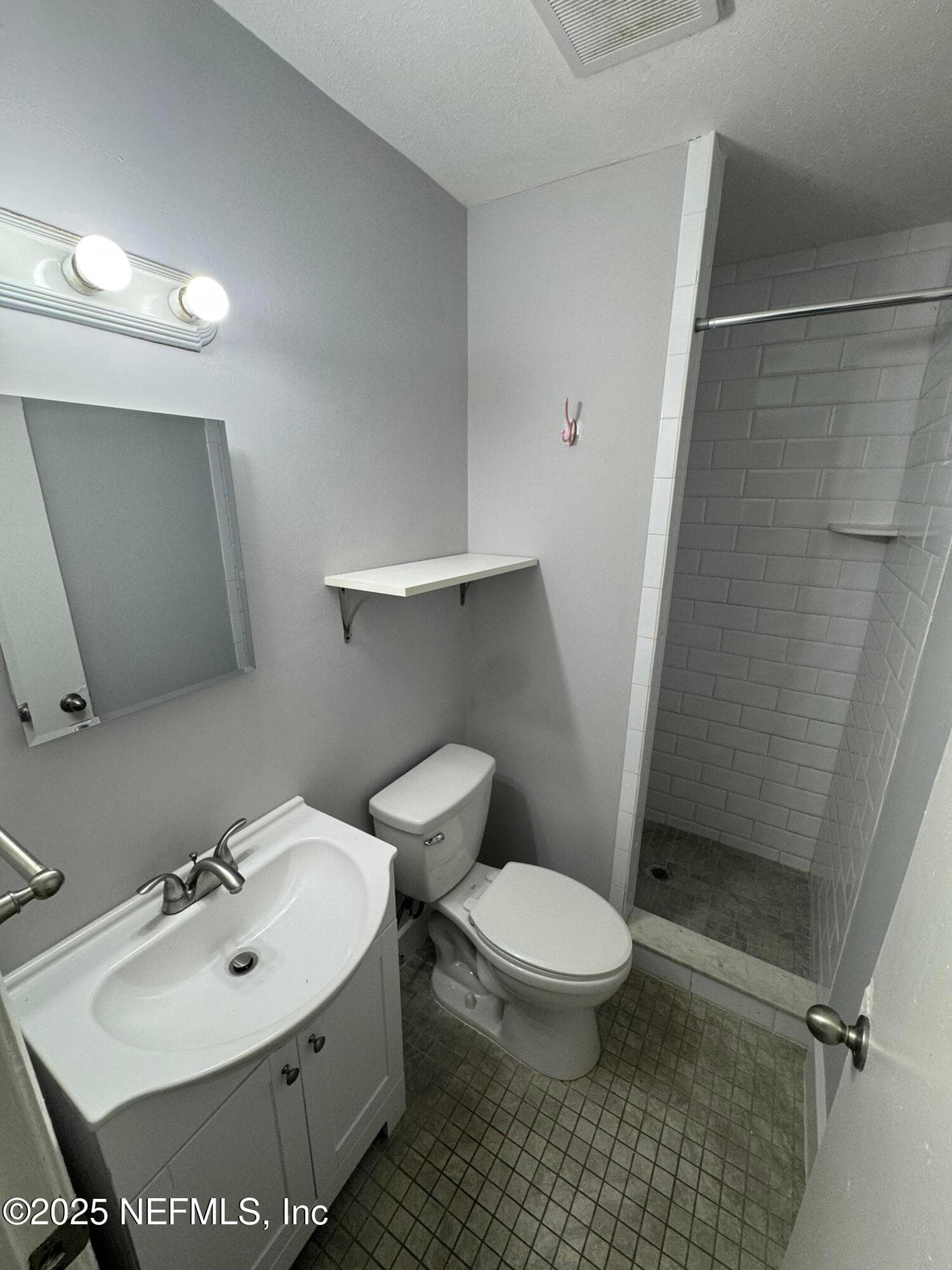 Photo 6 of 2441 SPRING PARK Road 47, Jacksonville, FL 32207