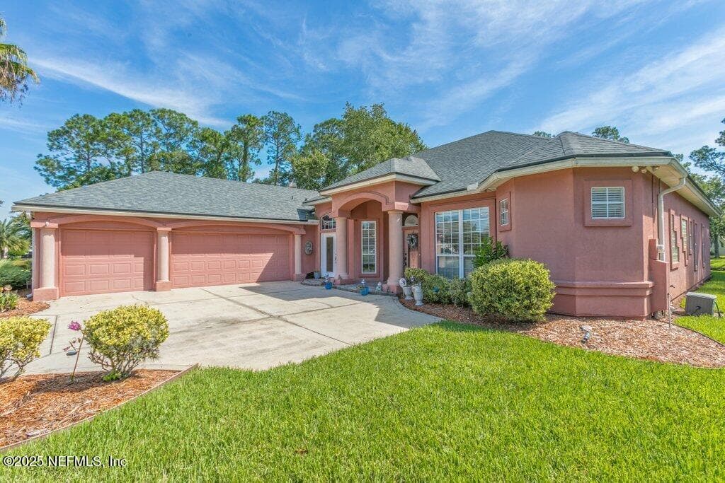 Photo 4 of 1683 WATERS EDGE Drive, Fleming Island, FL 32003