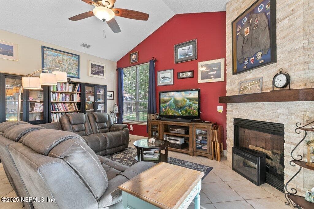 Photo 12 of 1683 WATERS EDGE Drive, Fleming Island, FL 32003