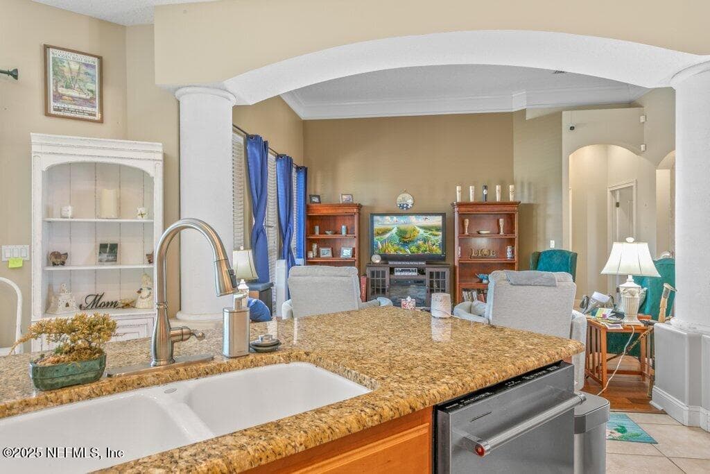 Photo 10 of 1683 WATERS EDGE Drive, Fleming Island, FL 32003