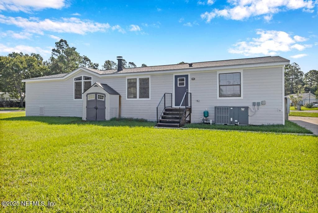 Rear Facing — 2900 GRAY JAY Drive, St. Augustine, FL 32084