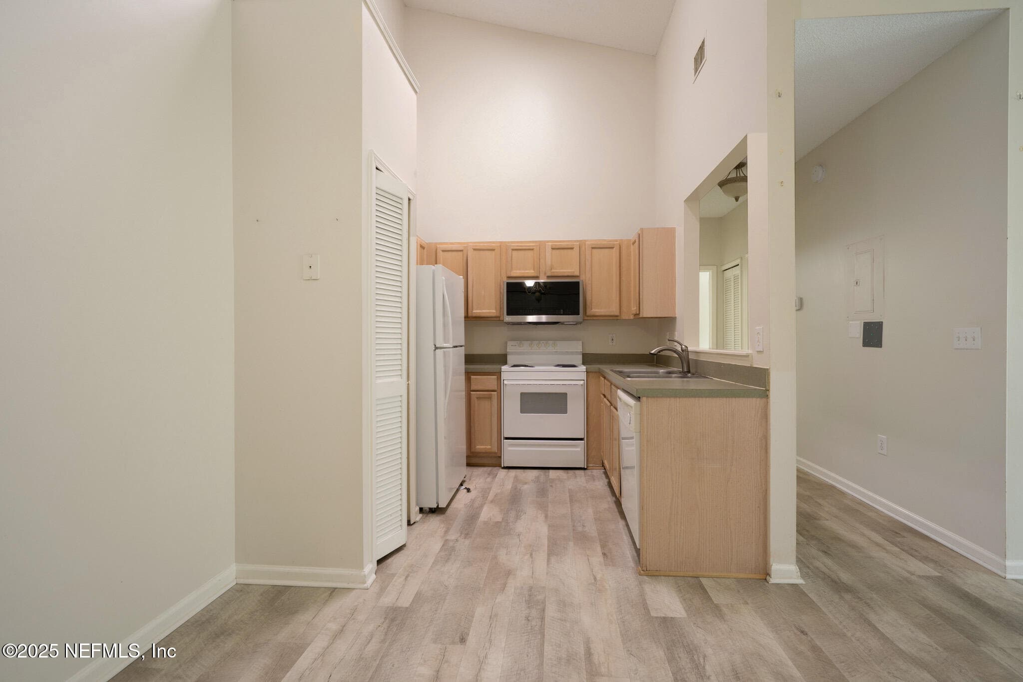 Photo 13 of 1601 NECTARINE Street F5, Fernandina Beach, FL 32034