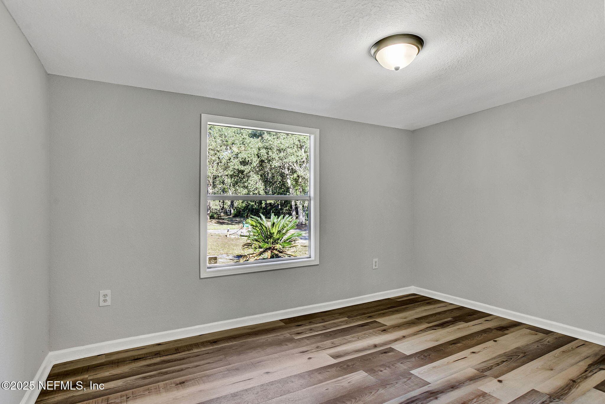 Photo 15 of 392 FOXTAIL Avenue, Middleburg, FL 32068