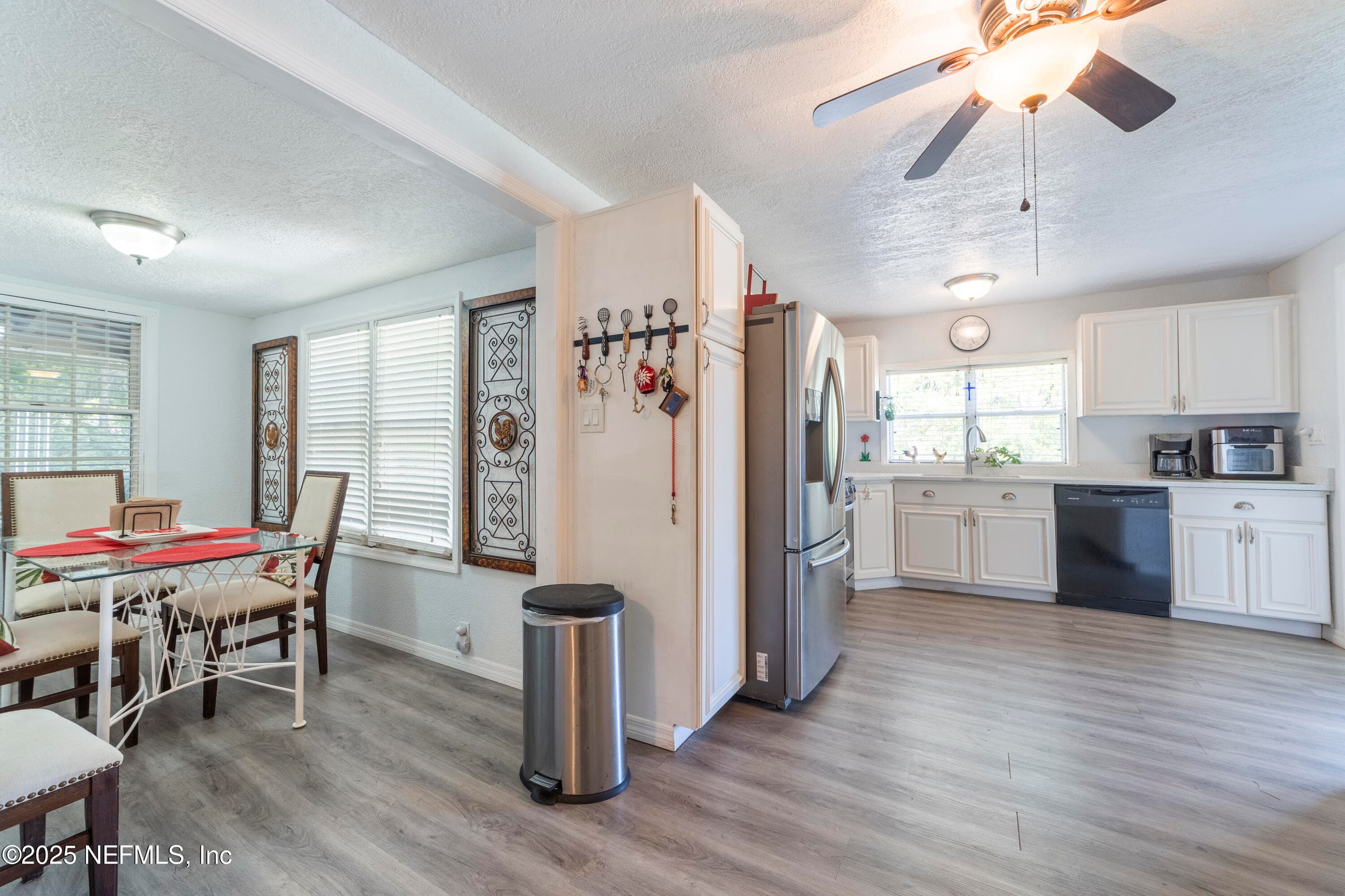Photo 20 of 942 STATE RD 20, Interlachen, FL 32148