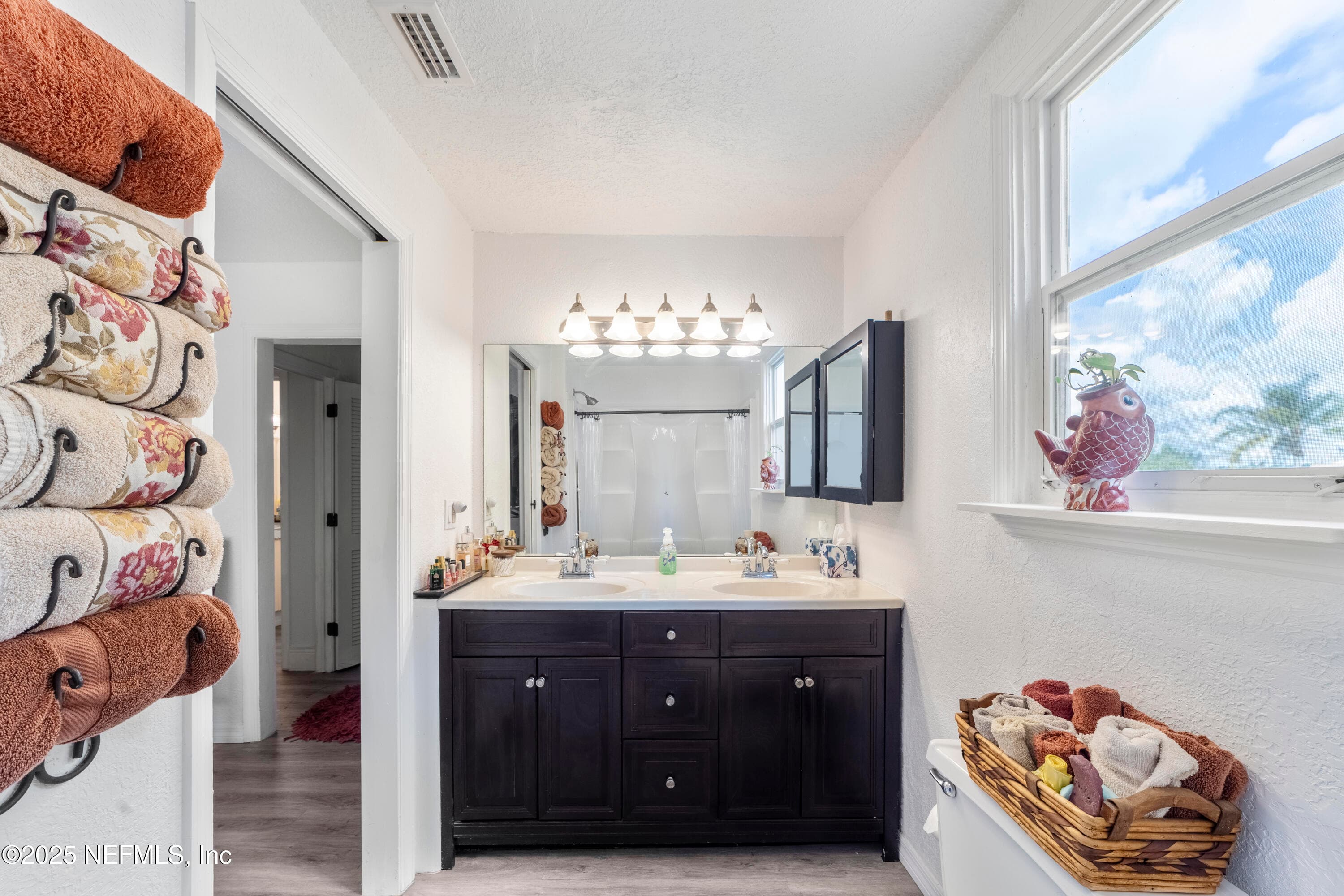 Photo 32 of 942 STATE RD 20, Interlachen, FL 32148