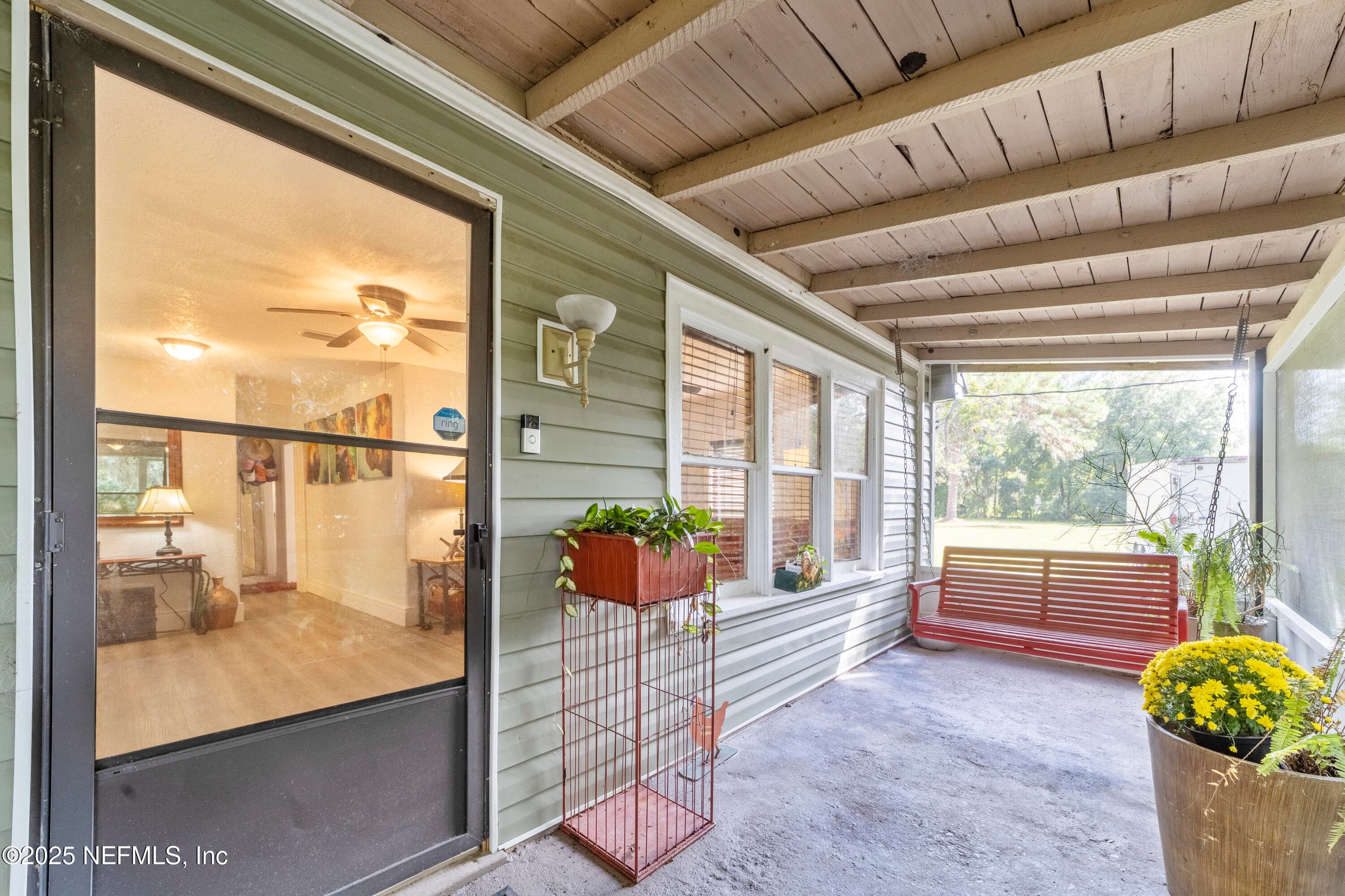Photo 35 of 942 STATE RD 20, Interlachen, FL 32148