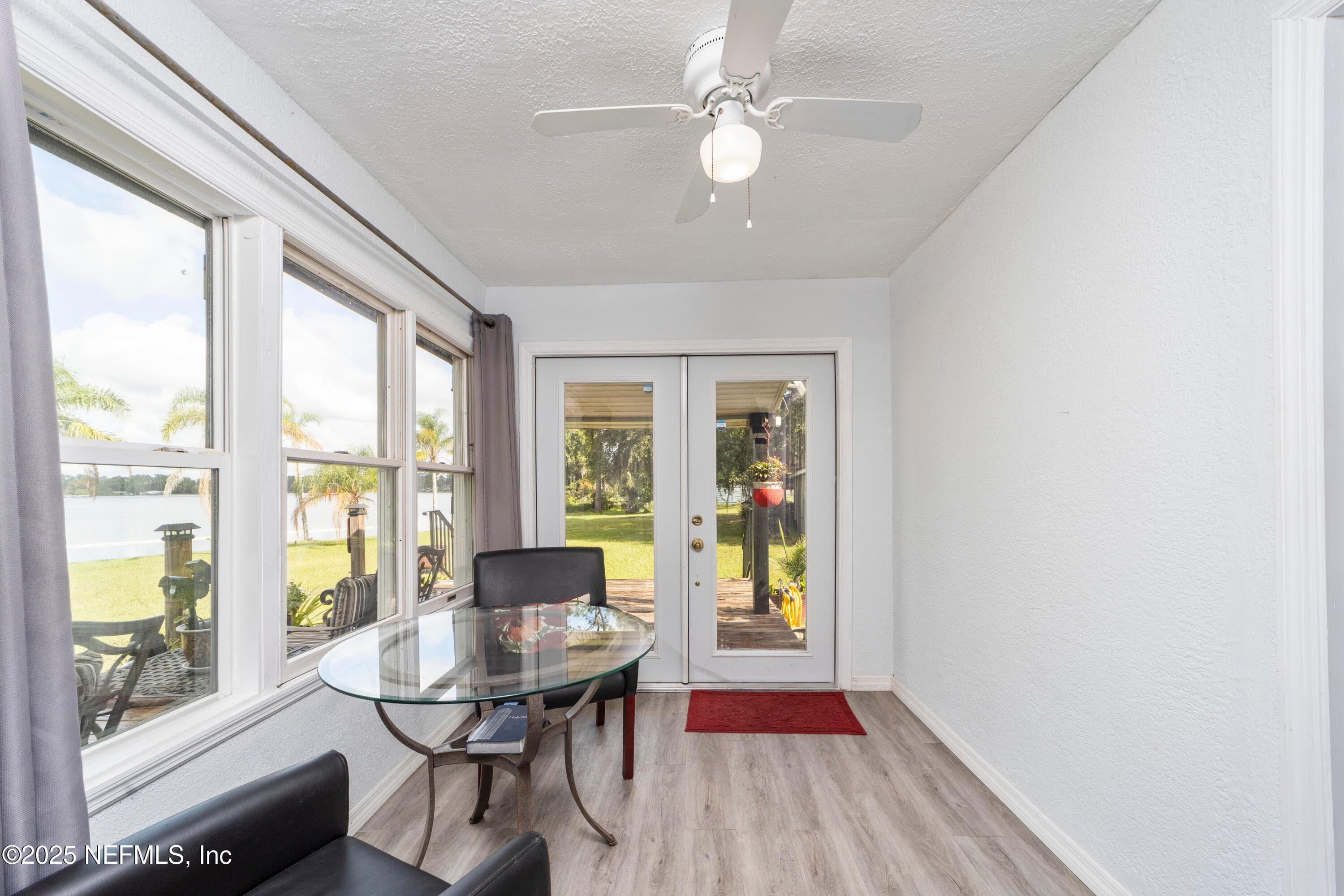 Photo 15 of 942 STATE RD 20, Interlachen, FL 32148