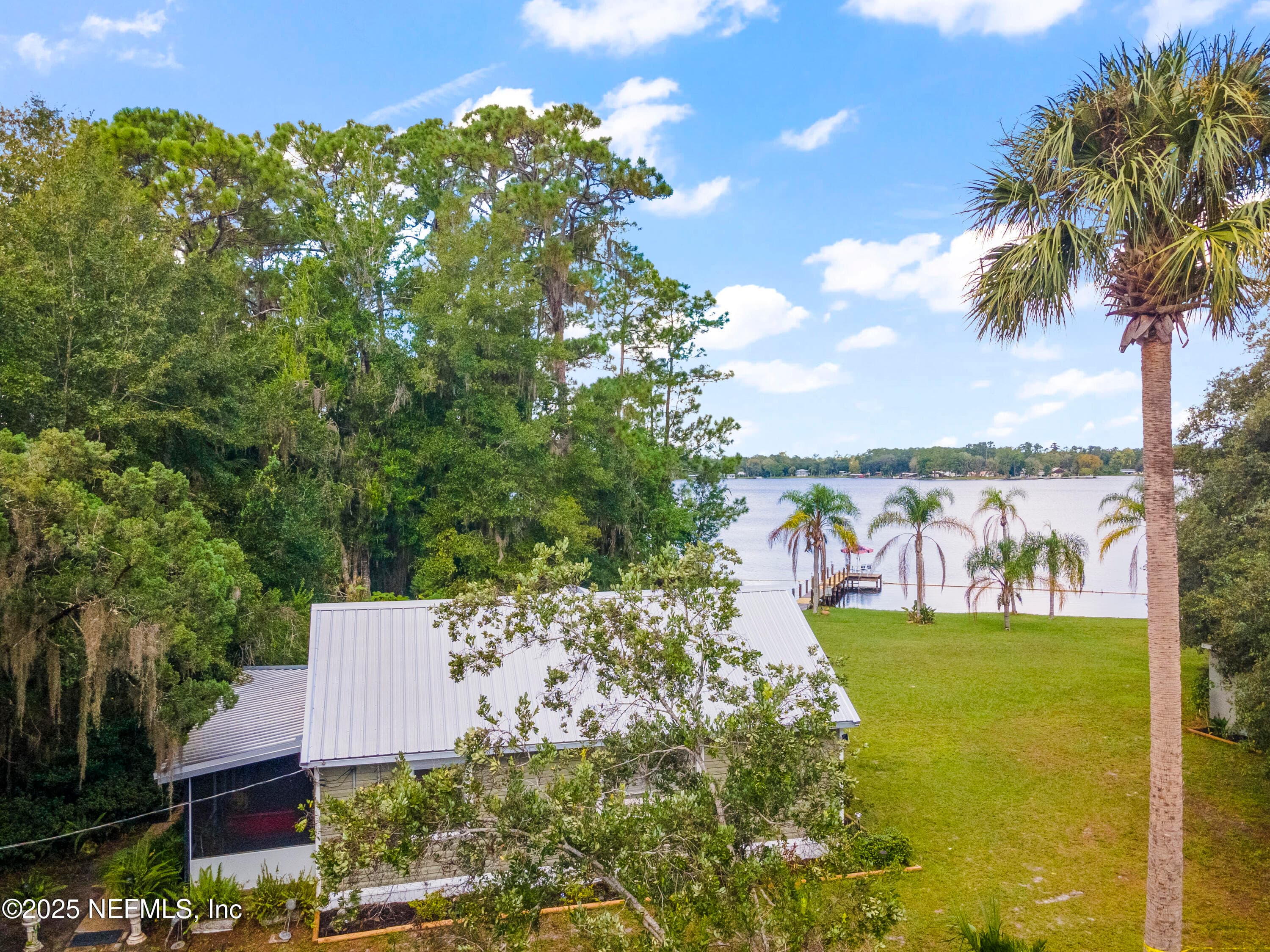 Photo 71 of 942 STATE RD 20, Interlachen, FL 32148