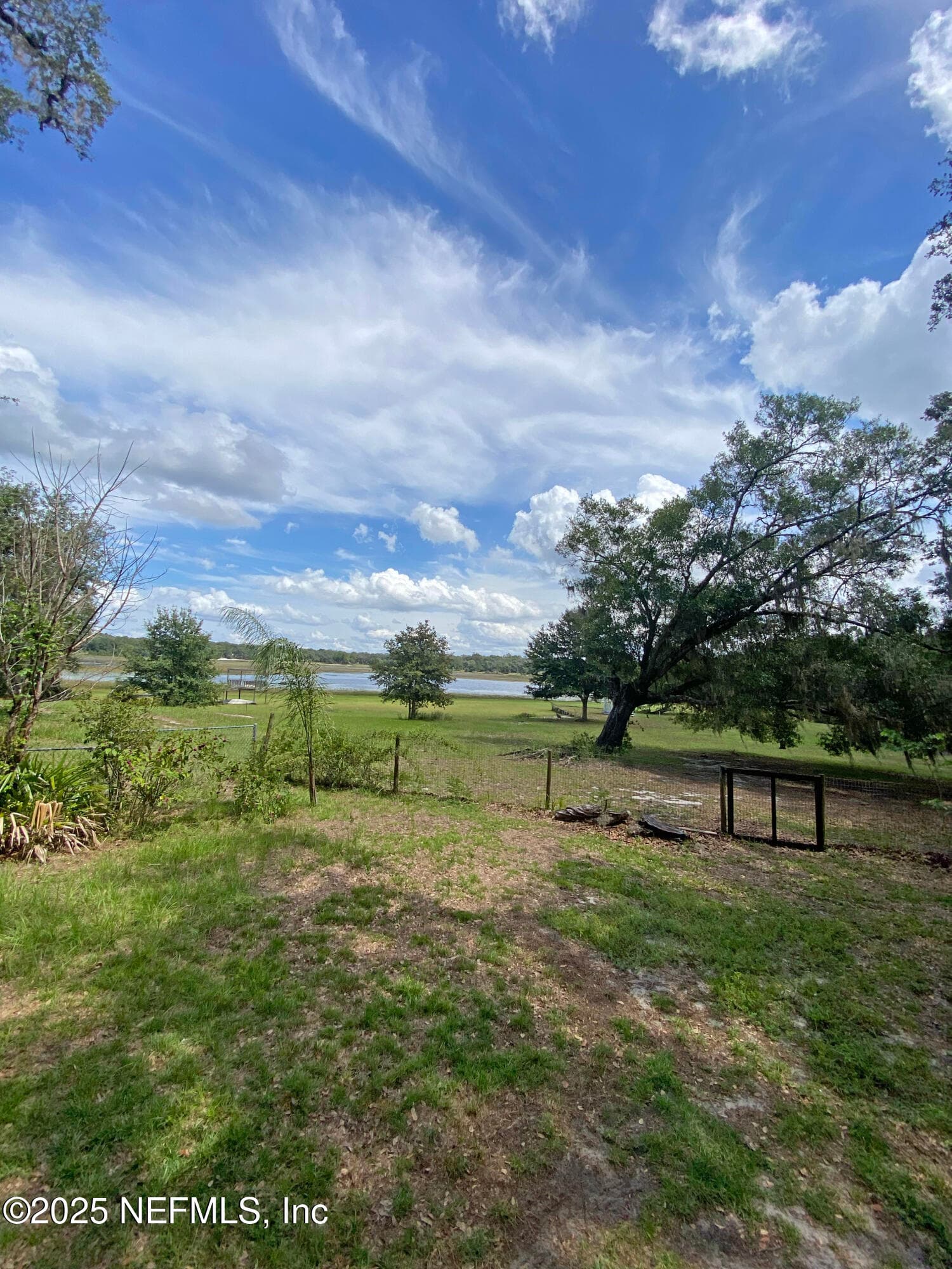 Photo 22 of 148 SWAN LAKE Drive, Melrose, FL 32666