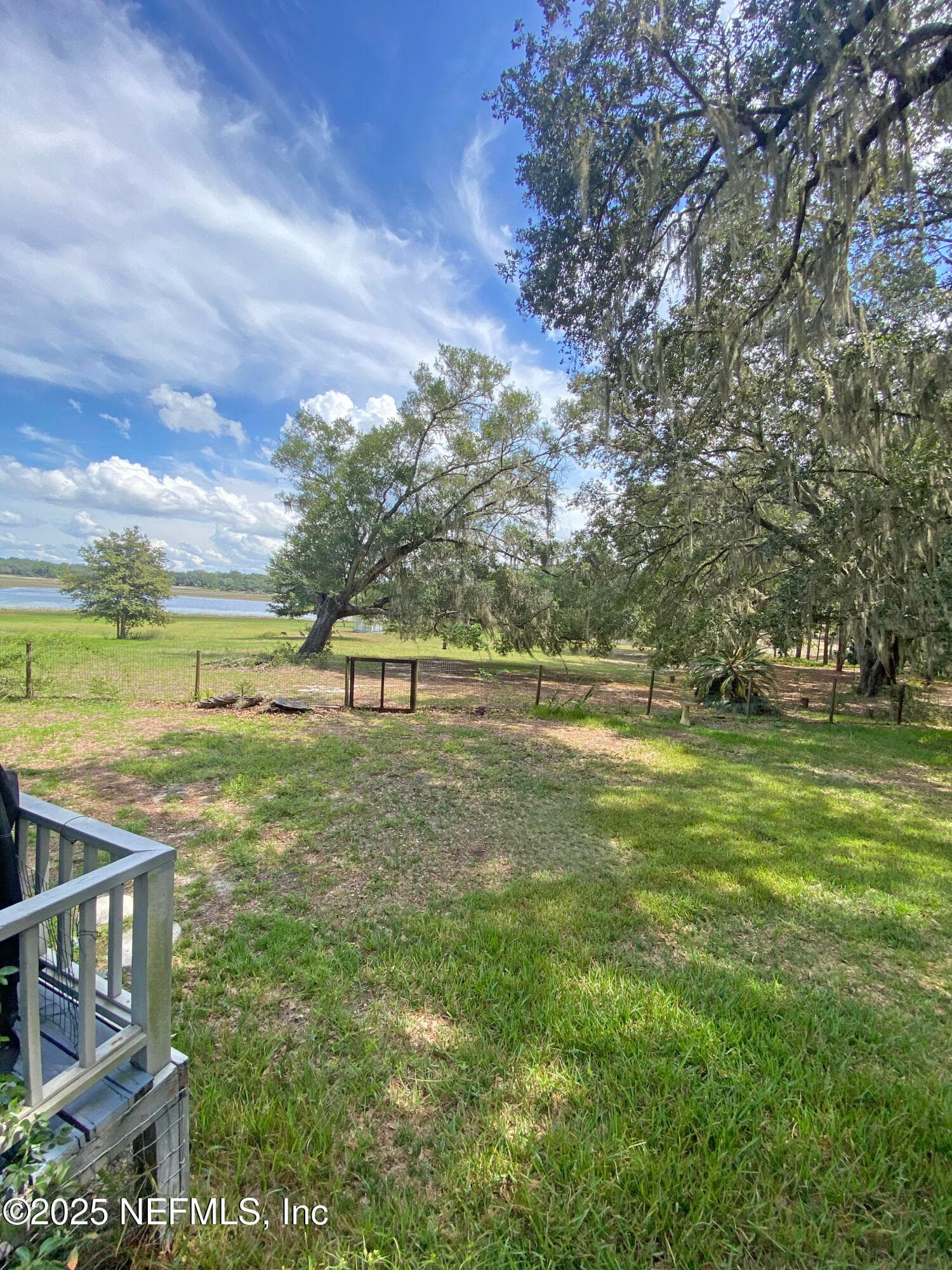 Photo 23 of 148 SWAN LAKE Drive, Melrose, FL 32666