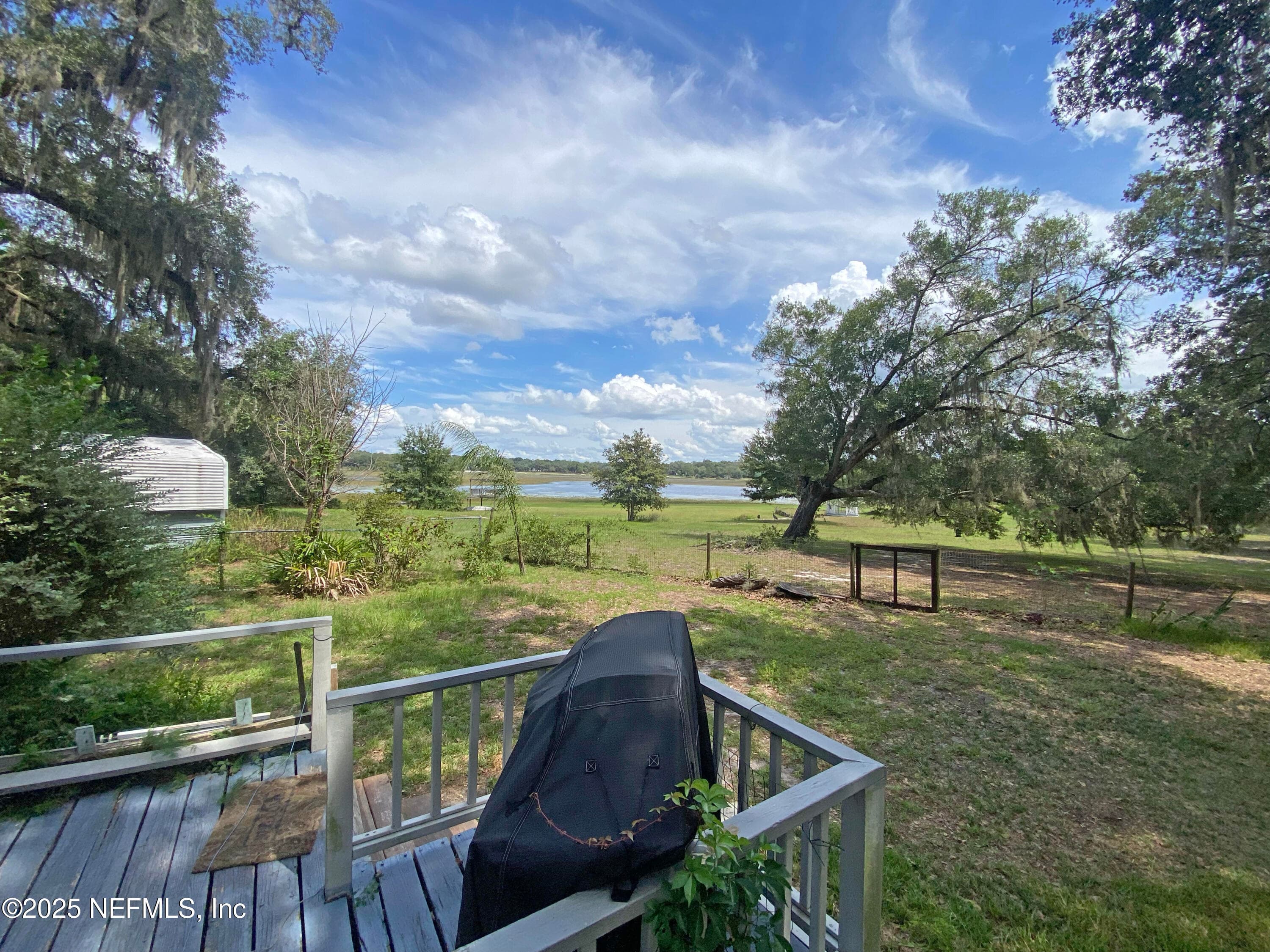 Photo 21 of 148 SWAN LAKE Drive, Melrose, FL 32666
