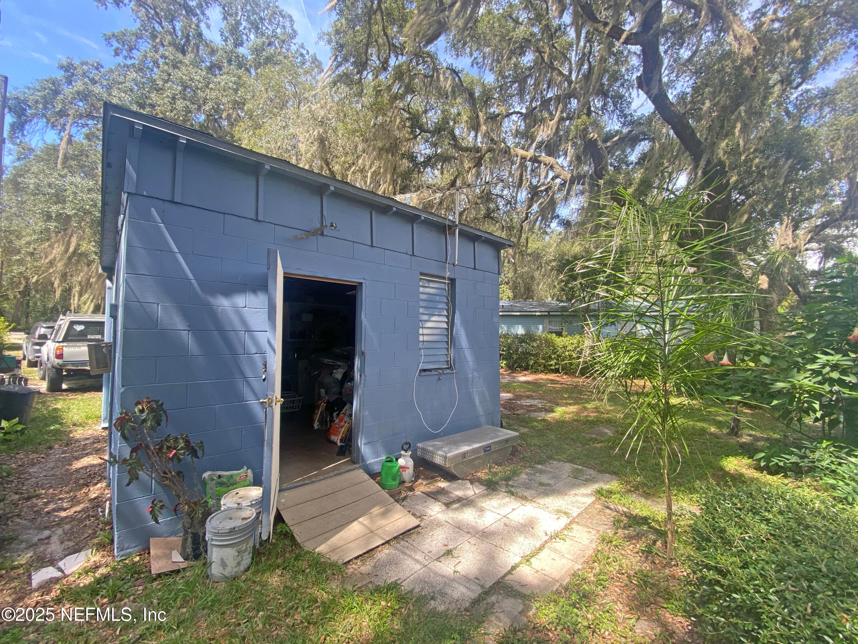 Photo 8 of 148 SWAN LAKE Drive, Melrose, FL 32666