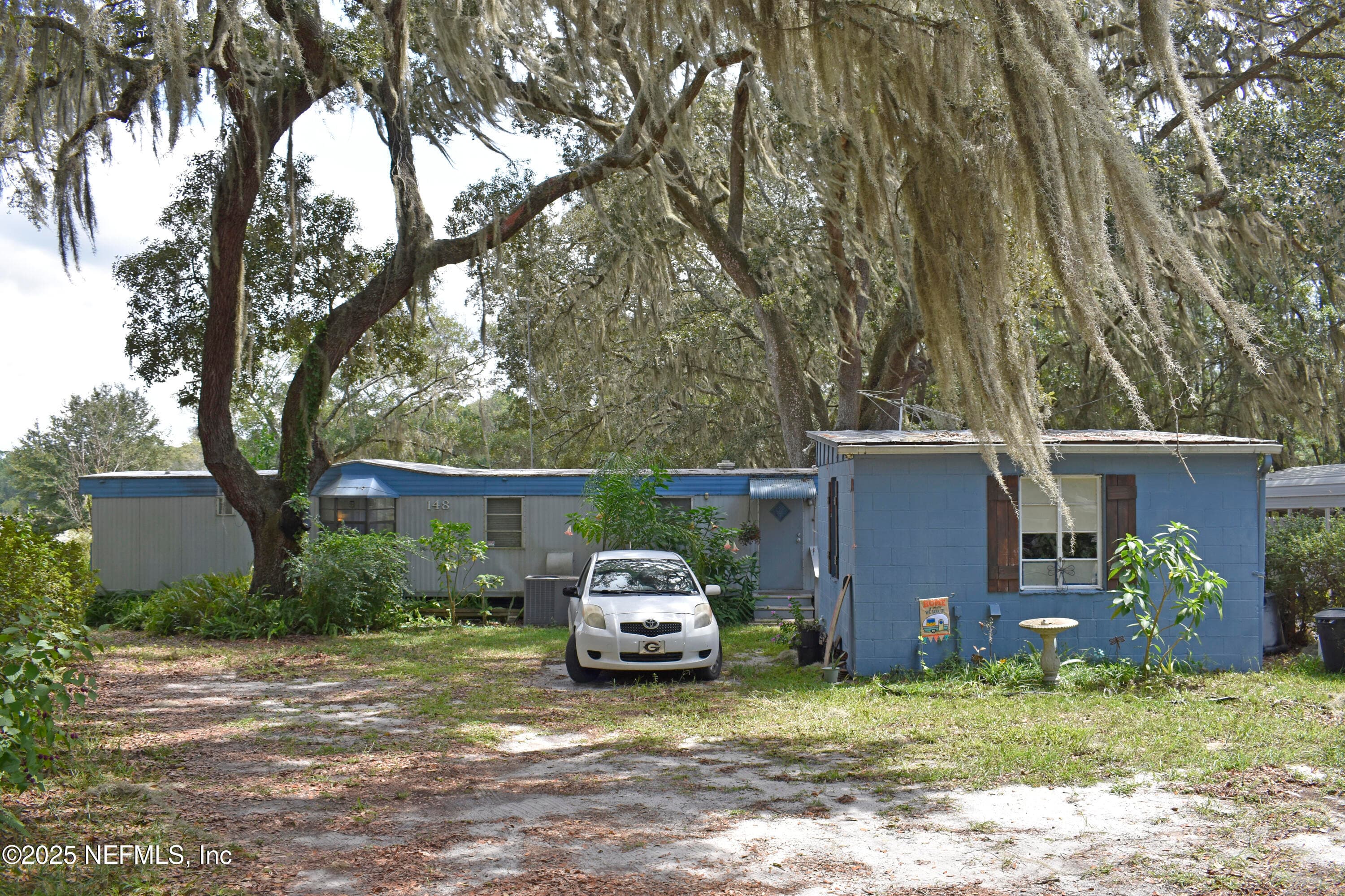 Photo 4 of 148 SWAN LAKE Drive, Melrose, FL 32666