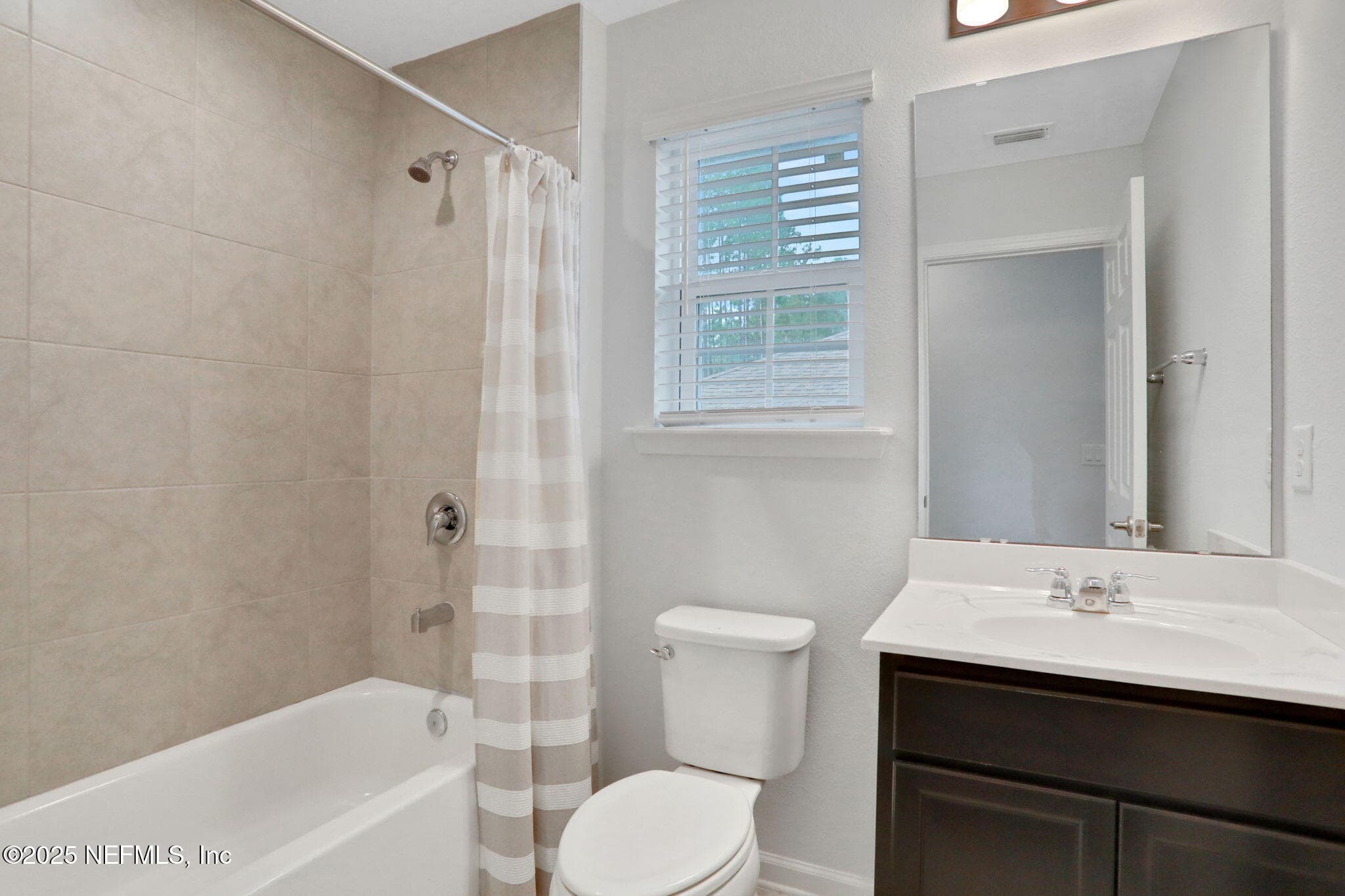 Photo 47 of 944 LAUREL VALLEY Drive, Orange Park, FL 32065