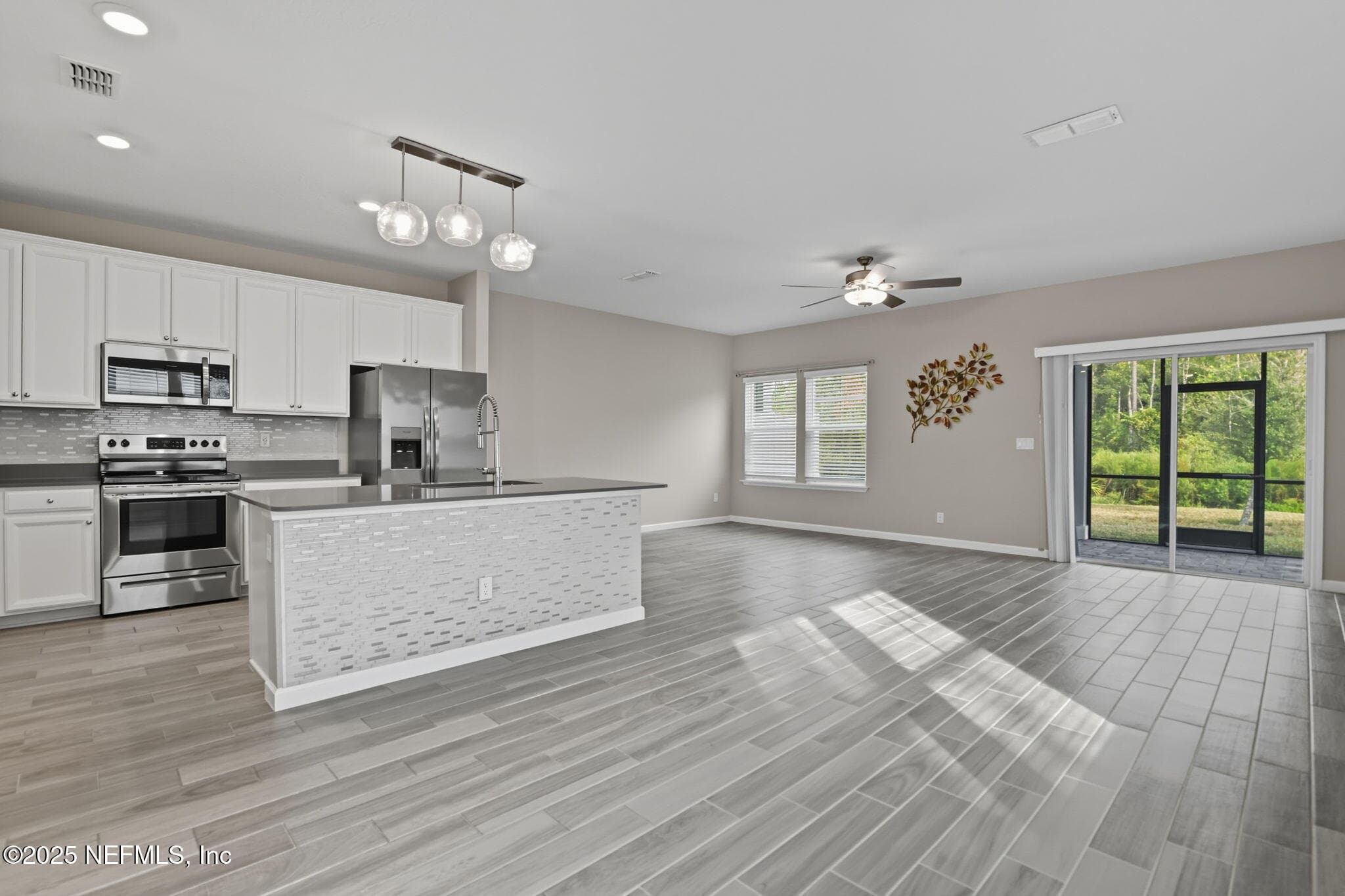 Photo 2 of 140 BORACAY Circle, St. Johns, FL 32259