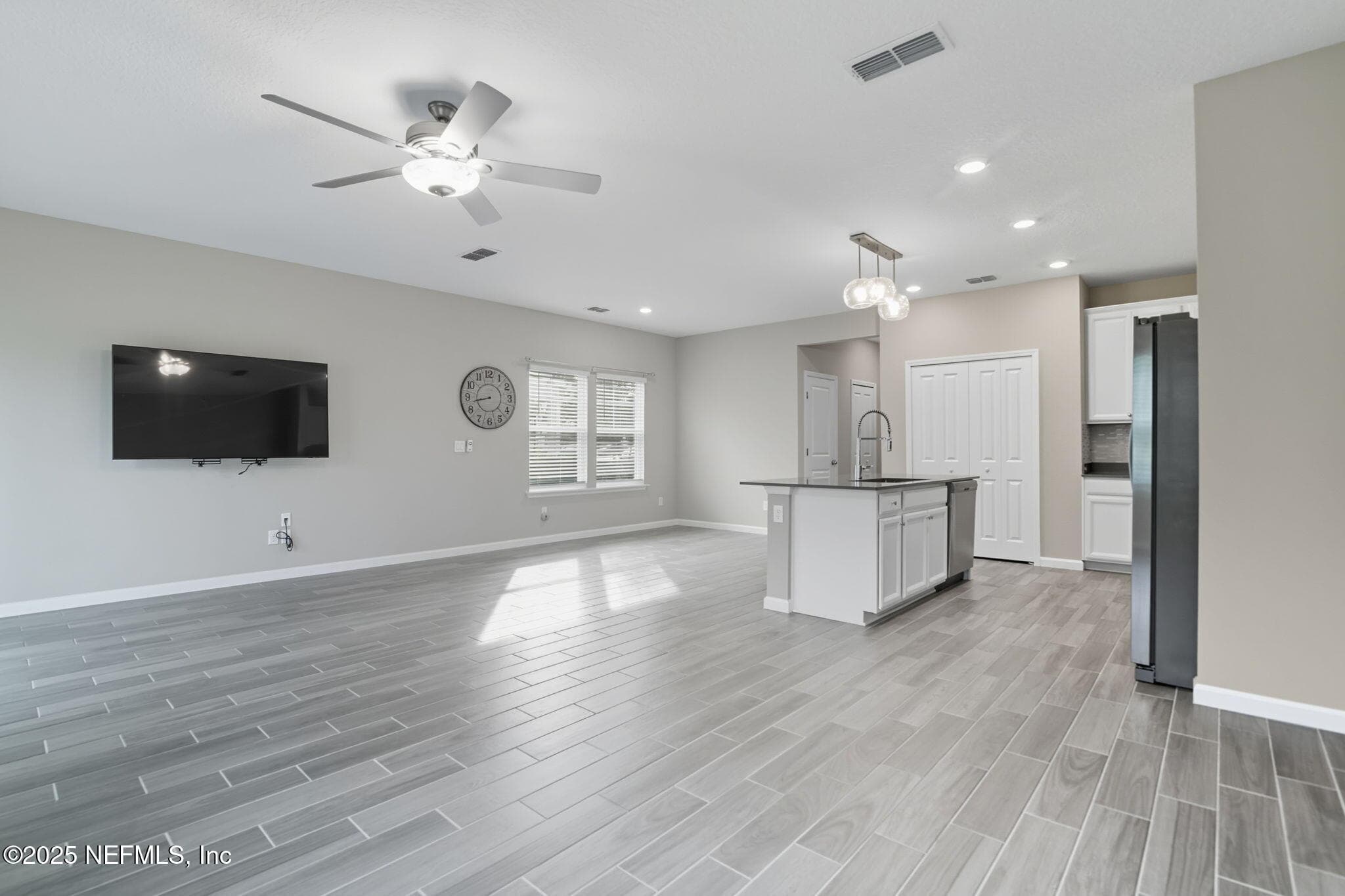 Photo 3 of 140 BORACAY Circle, St. Johns, FL 32259