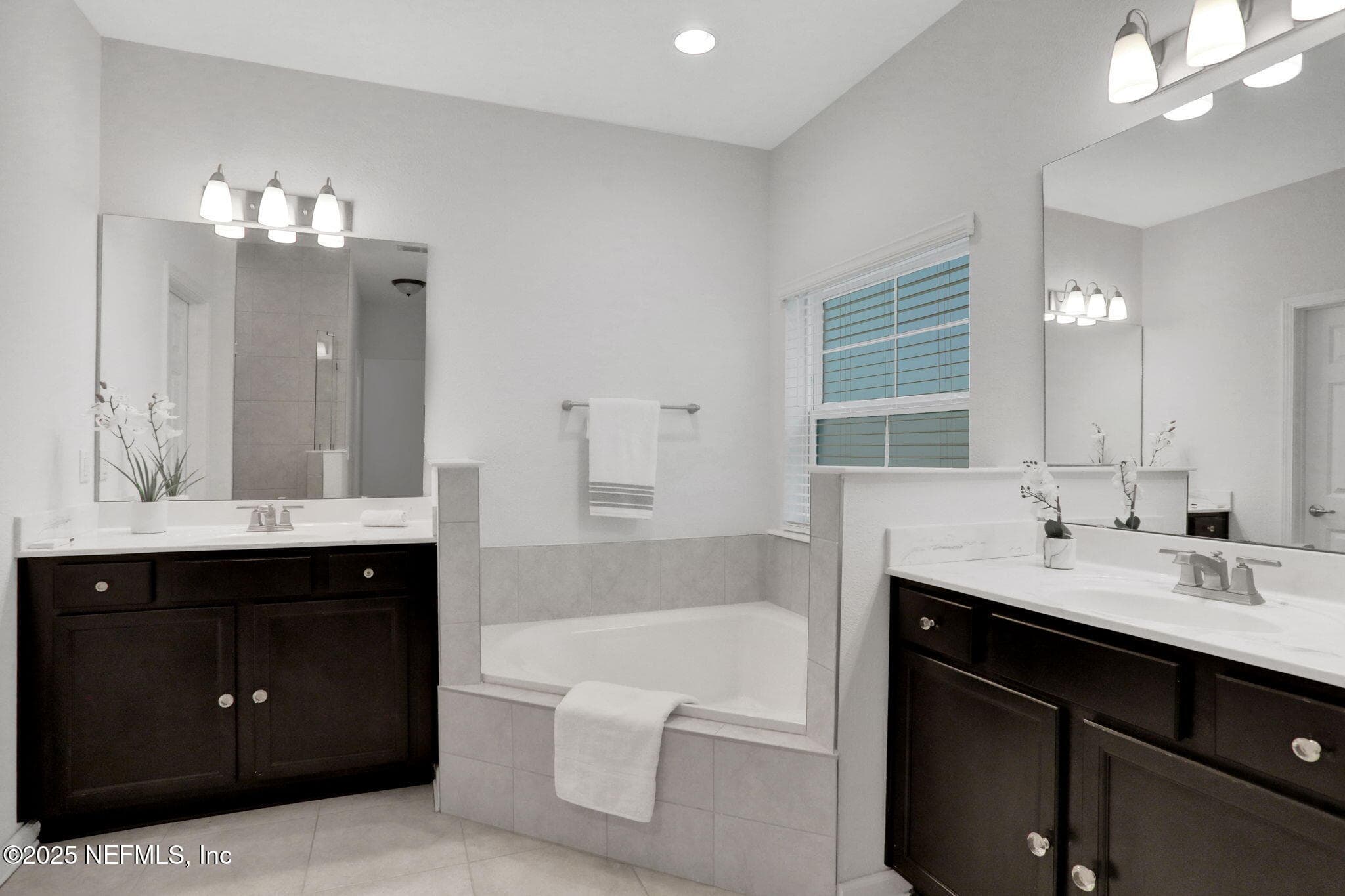 Photo 33 of 944 LAUREL VALLEY Drive, Orange Park, FL 32065