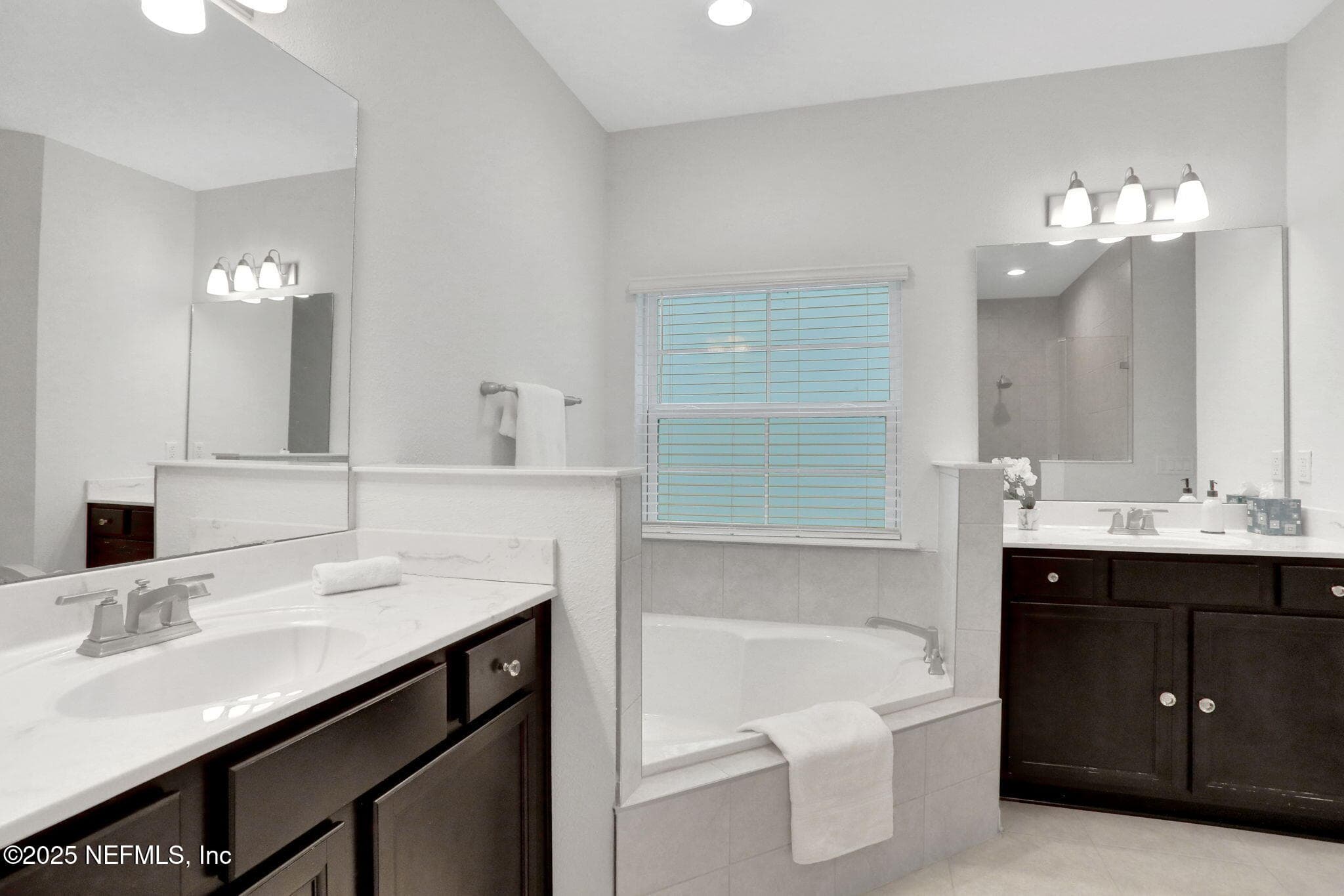 Photo 34 of 944 LAUREL VALLEY Drive, Orange Park, FL 32065