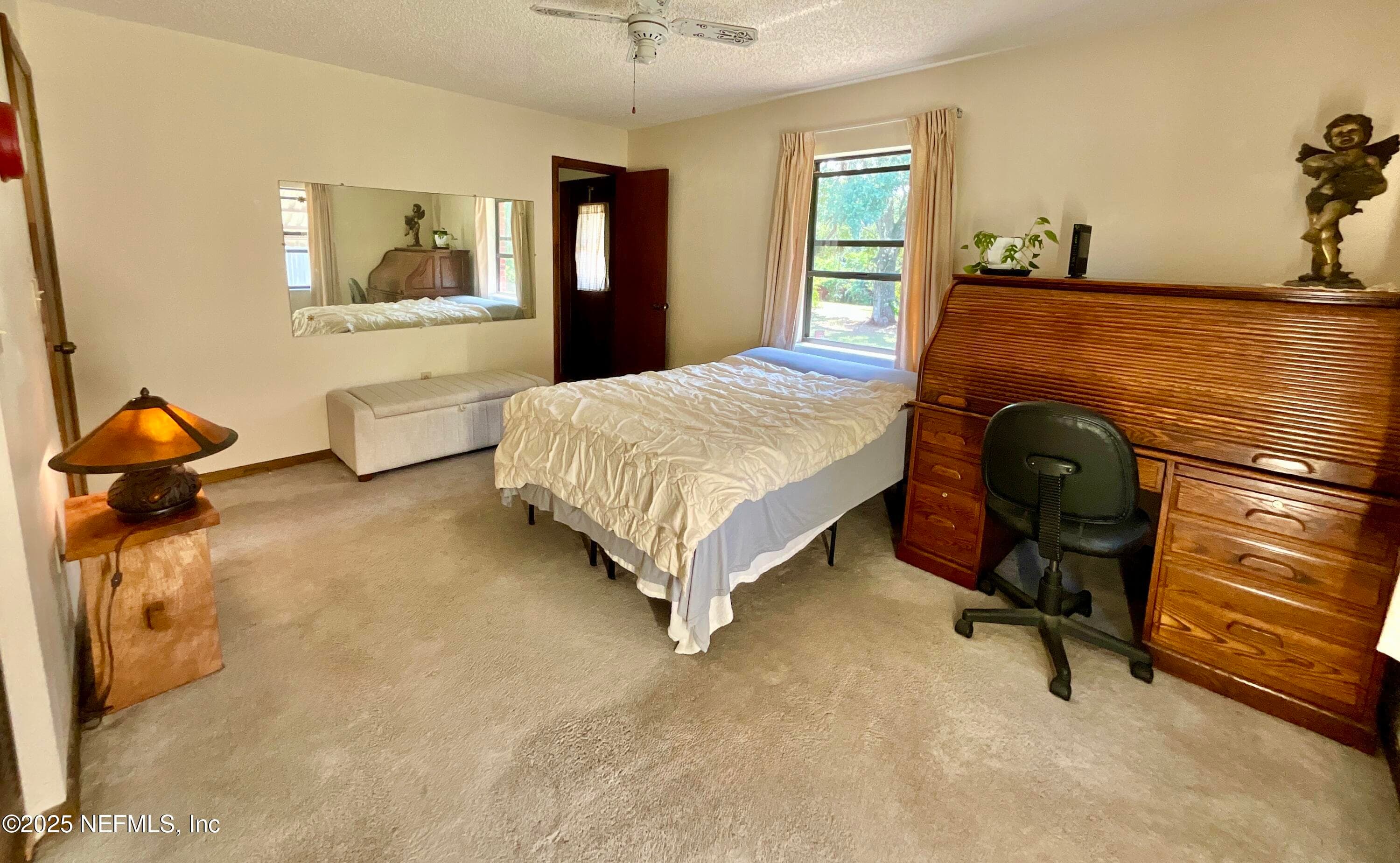 Photo 15 of 137 OAK Circle, Interlachen, FL 32148
