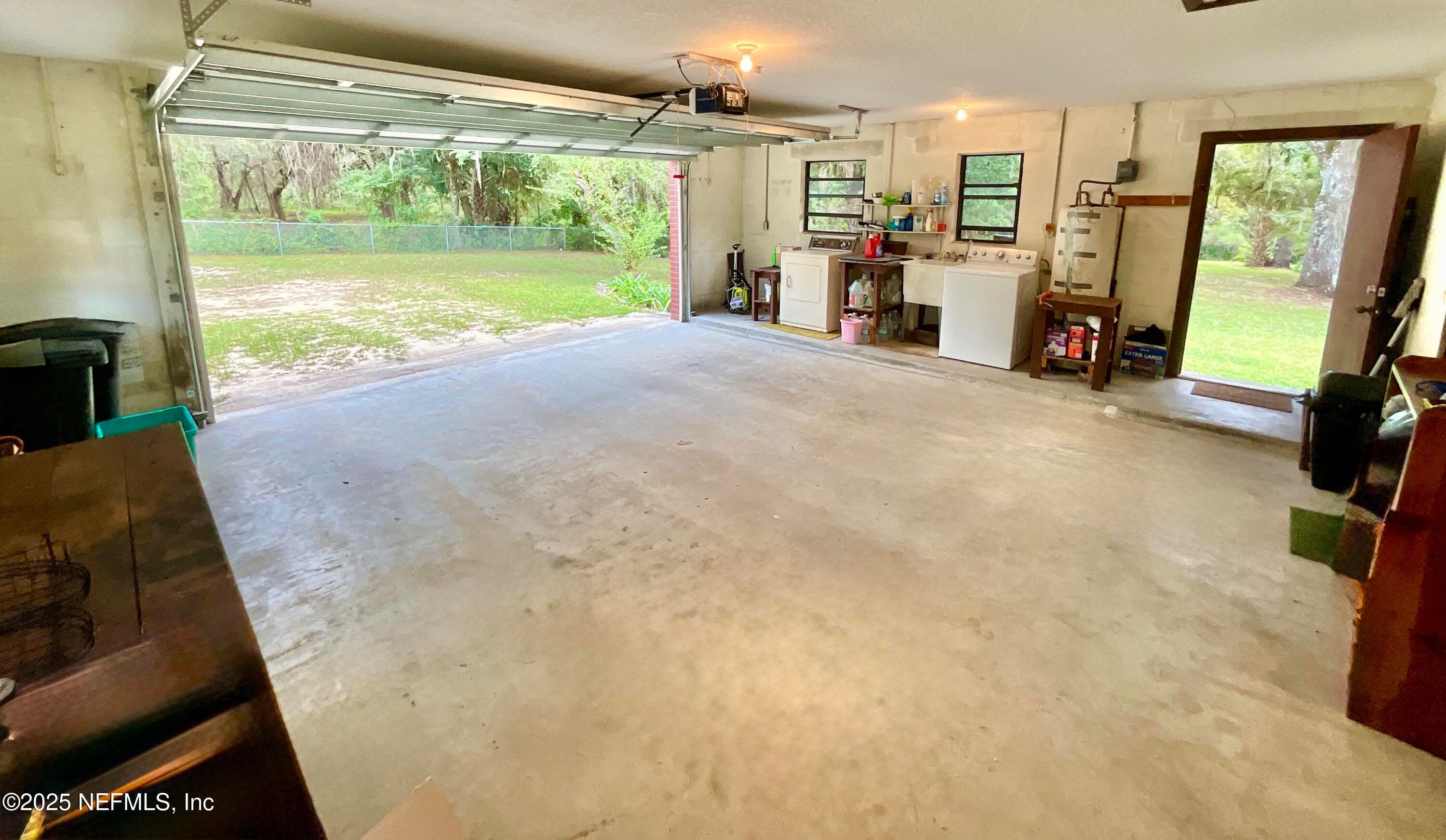 Photo 34 of 137 OAK Circle, Interlachen, FL 32148