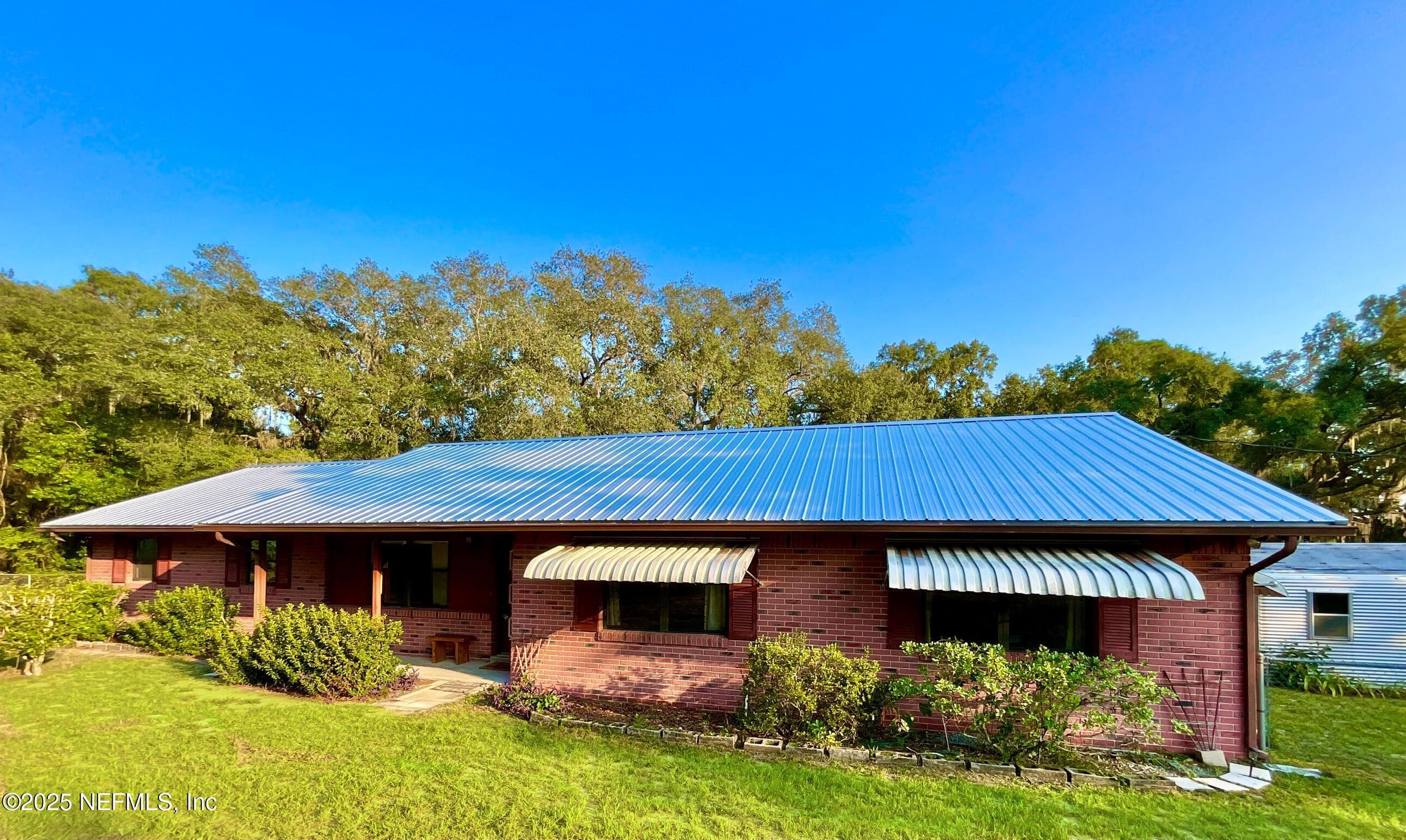 Photo 38 of 137 OAK Circle, Interlachen, FL 32148