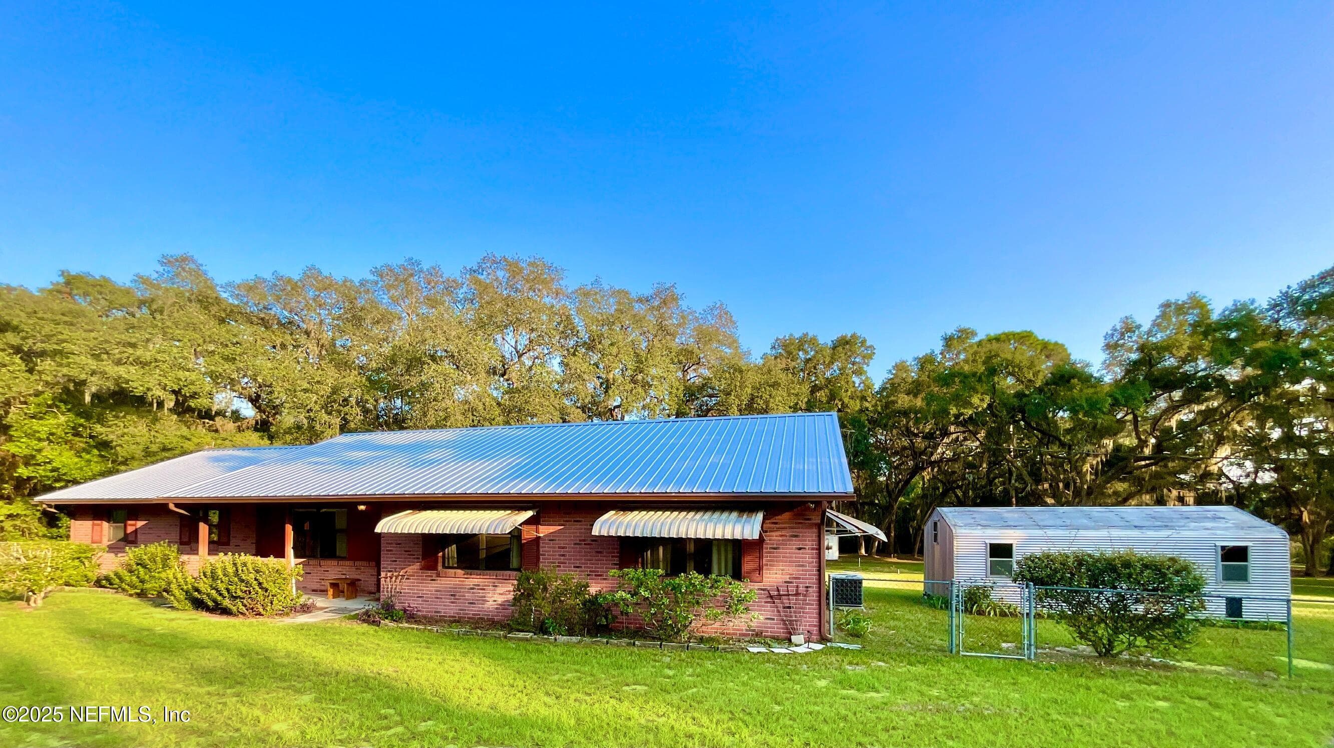 Photo 42 of 137 OAK Circle, Interlachen, FL 32148