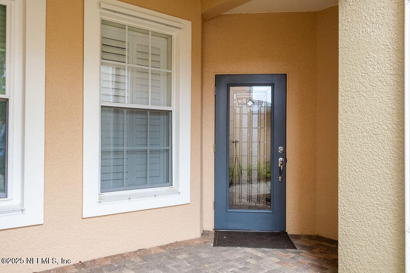 8711 Little Swift Circle 24C, Jacksonville, FL 32256