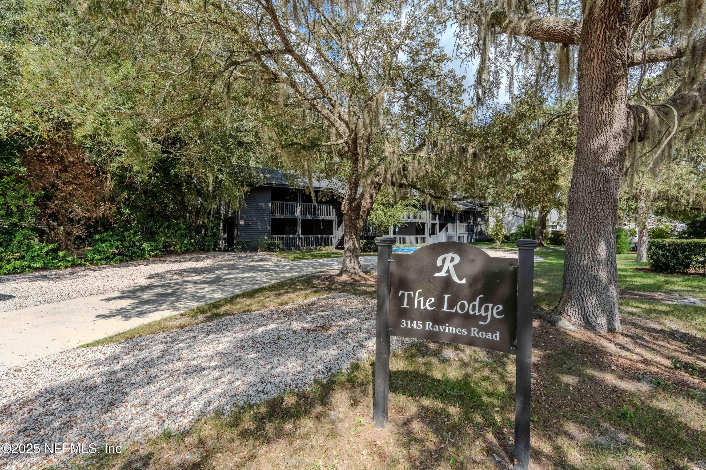 Photo 4 of 3145 RAVINES Road, Middleburg, FL 32068