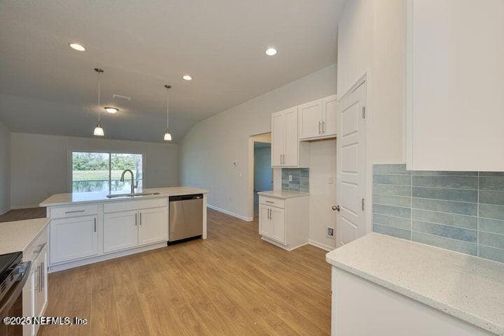Photo 2 of 177 NORTHSIDE Drive N, Jacksonville, FL 32218