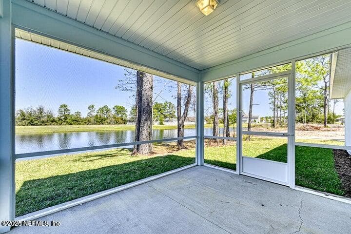 Photo 9 of 177 NORTHSIDE Drive N, Jacksonville, FL 32218