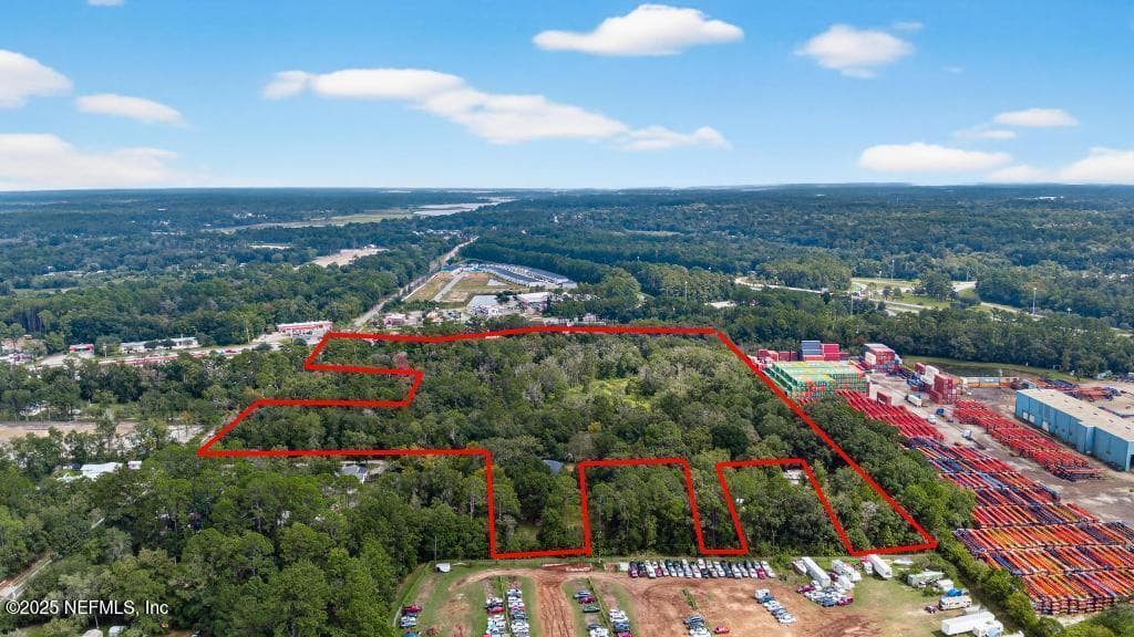 Photo 5 of 9032 NEW KINGS Road, Jacksonville, FL 32219