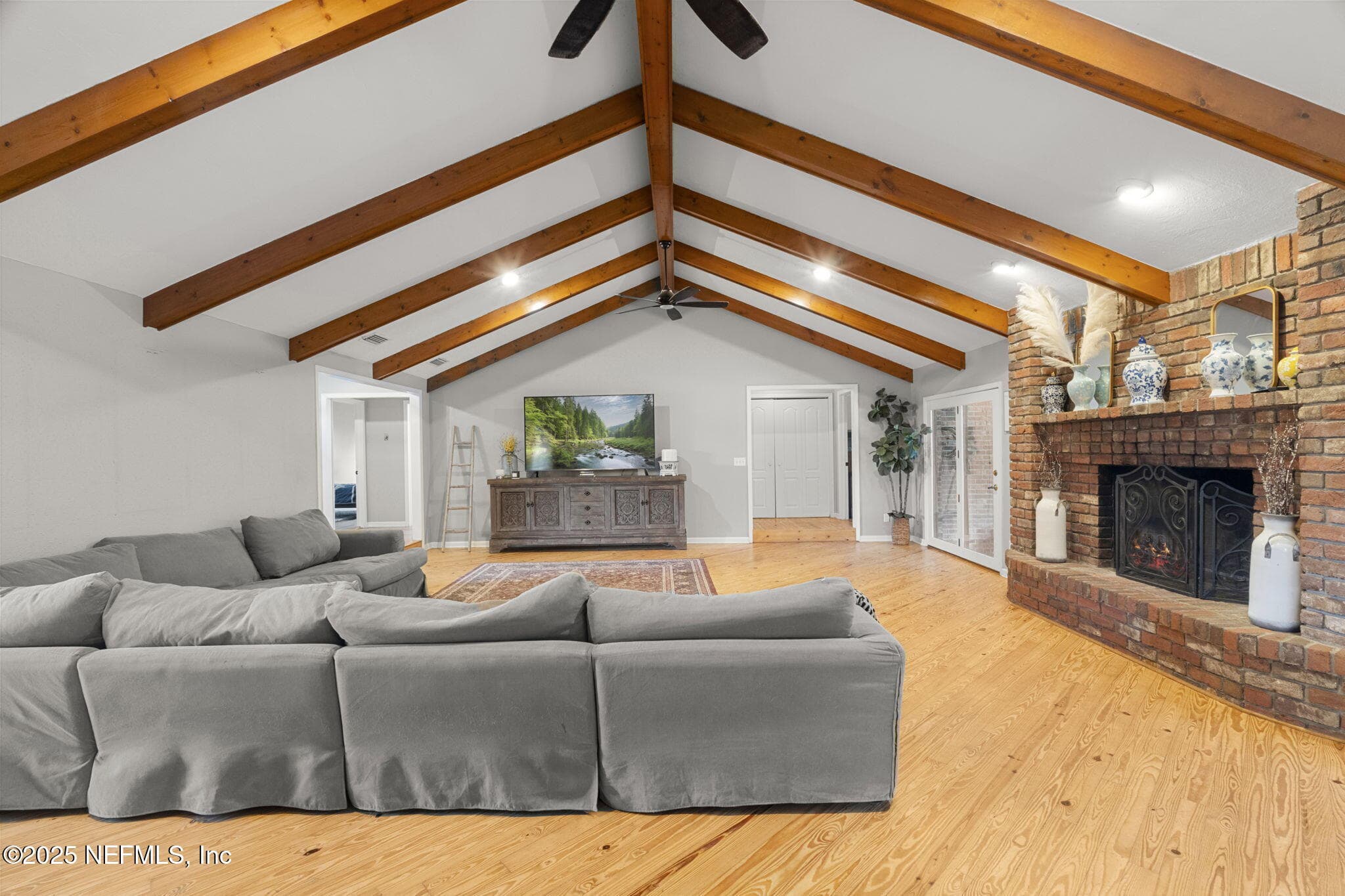 Photo 4 of 105 DAIRY Road, Melrose, FL 32666