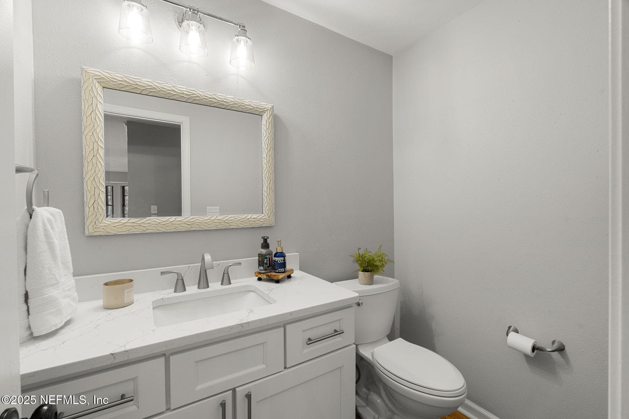 Photo 20 of 105 DAIRY Road, Melrose, FL 32666