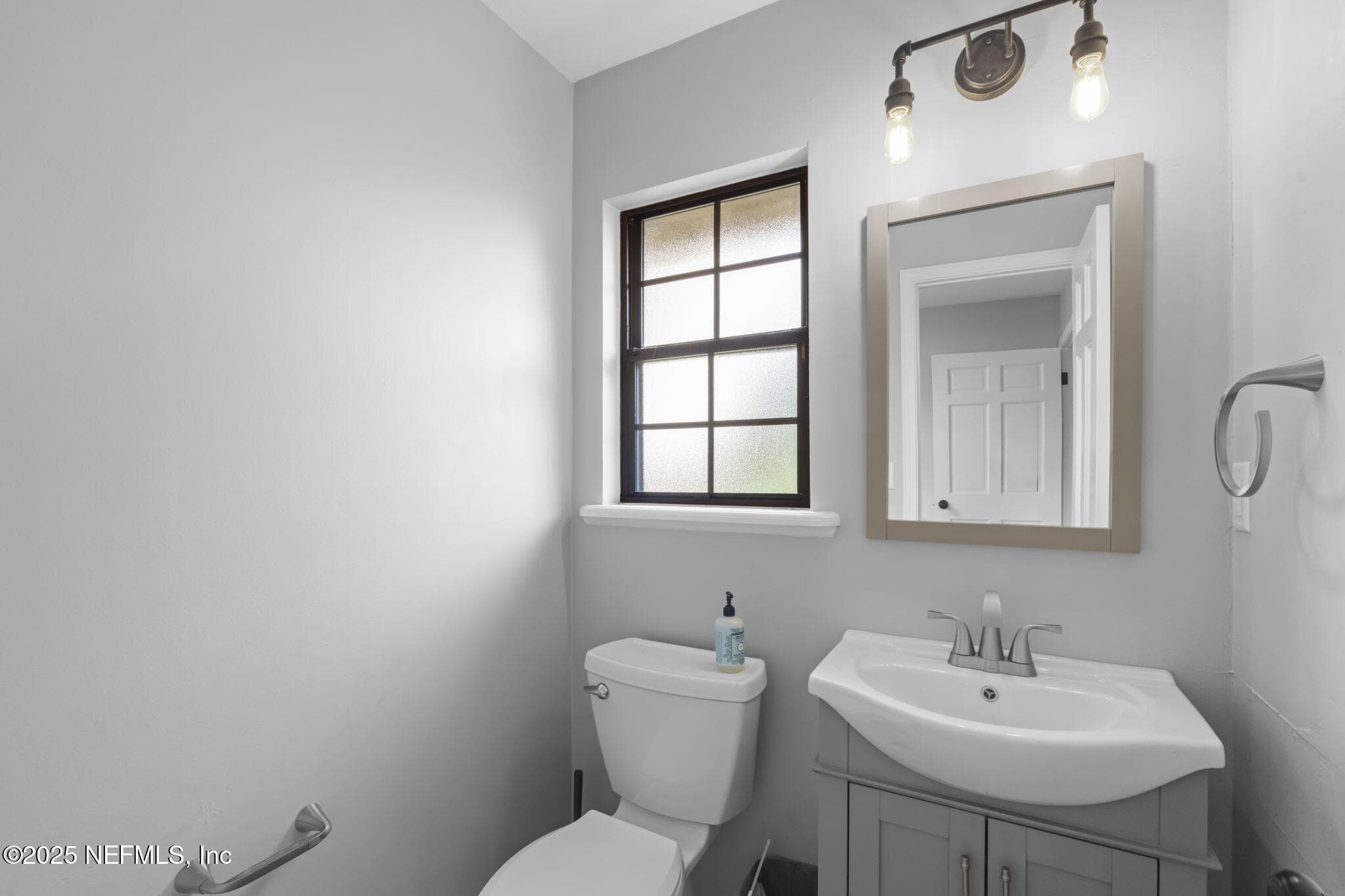 Photo 36 of 105 DAIRY Road, Melrose, FL 32666