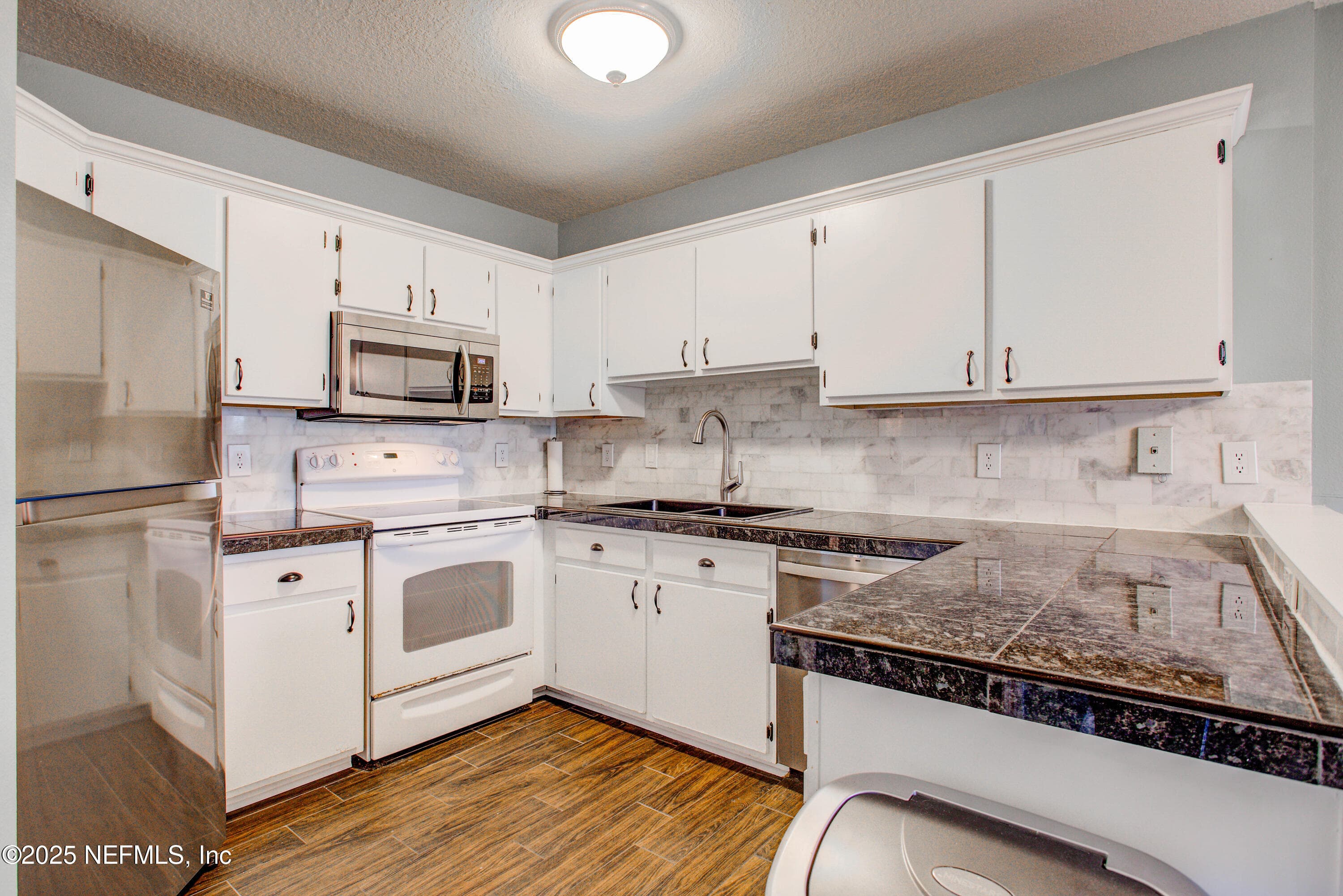 Photo 8 of 1655 THE GREENS Way 3031, Jacksonville Beach, FL 32250