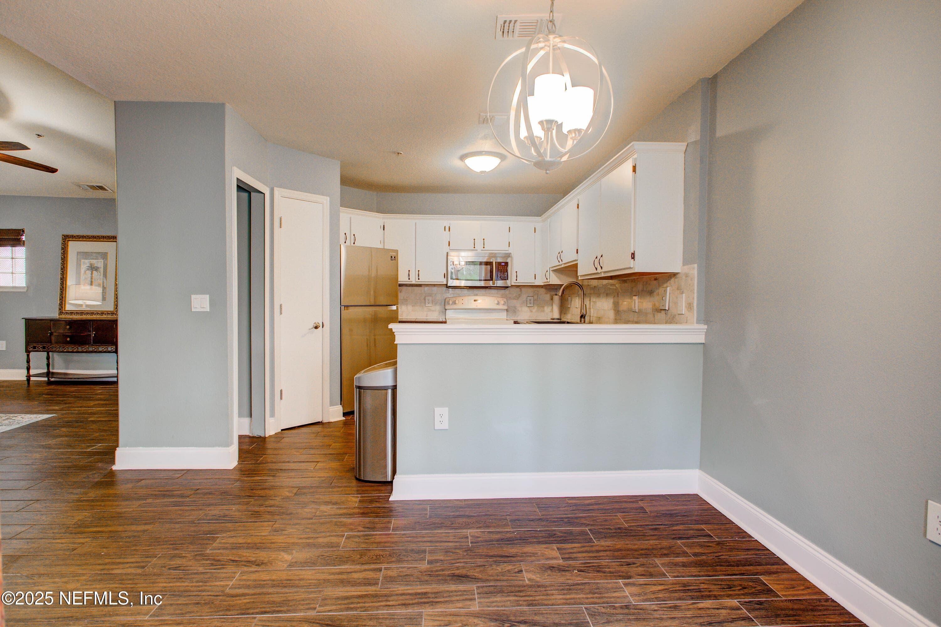 Photo 9 of 1655 THE GREENS Way 3031, Jacksonville Beach, FL 32250