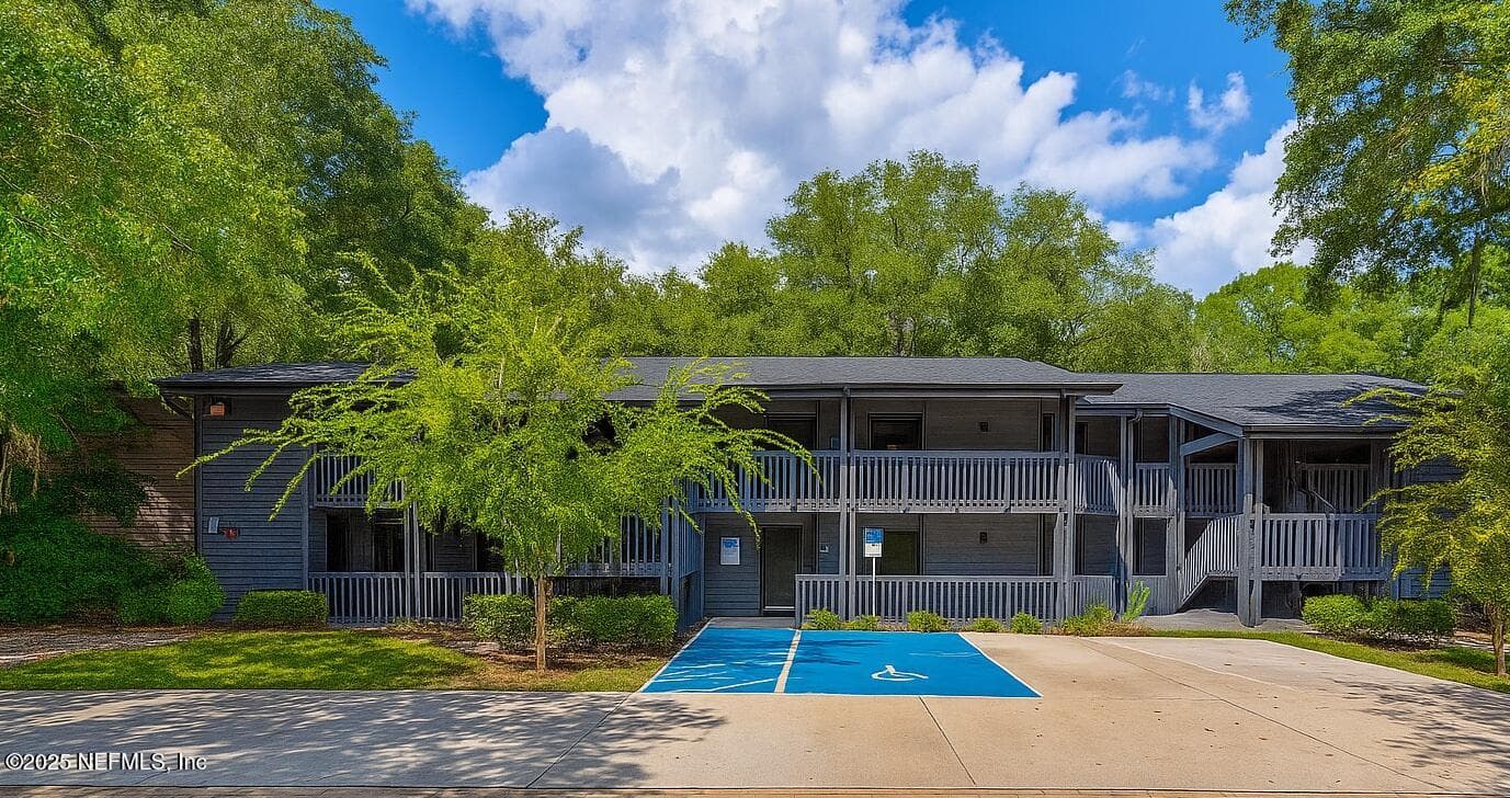 3145 RAVINES Road, Middleburg, FL 32068