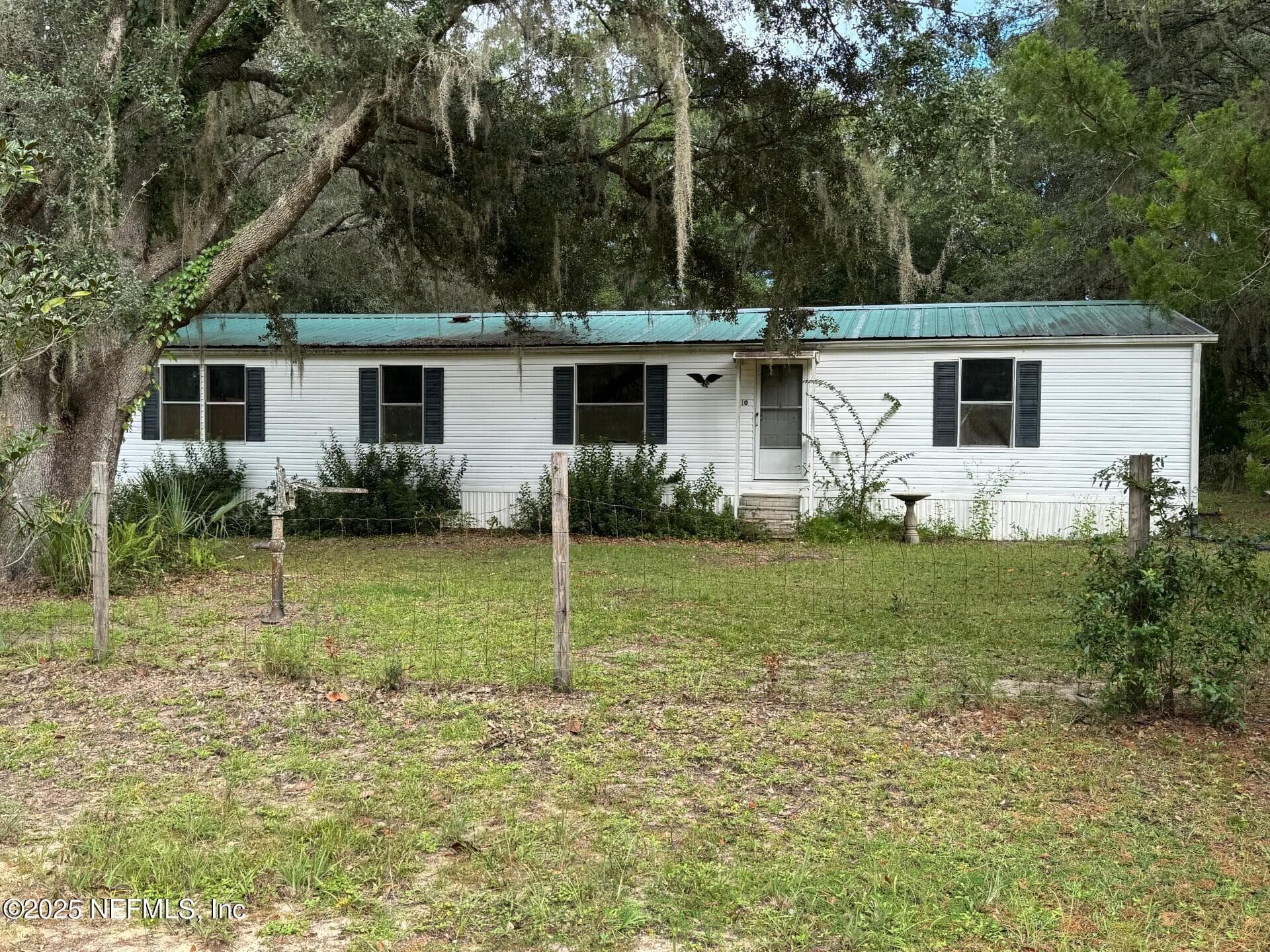 910 OFARRELL Avenue, Interlachen, FL 32148