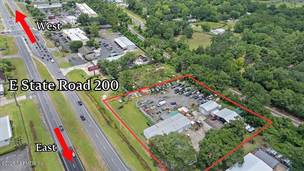 Photo 3 of 474379 E STATE RD 200, Fernandina Beach, FL 32034