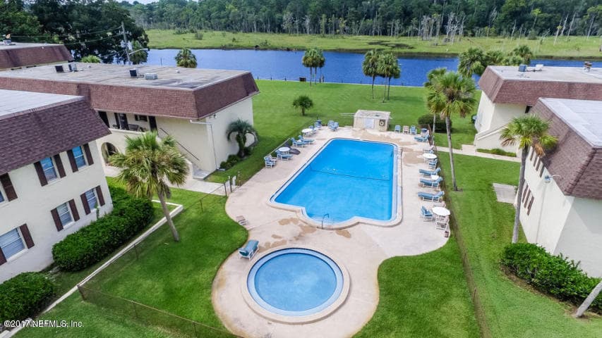 Photo 2 of 1713 EL CAMINO Road 7, Jacksonville, FL 32216