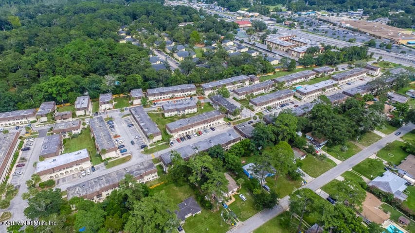 Photo 15 of 1713 EL CAMINO Road 7, Jacksonville, FL 32216