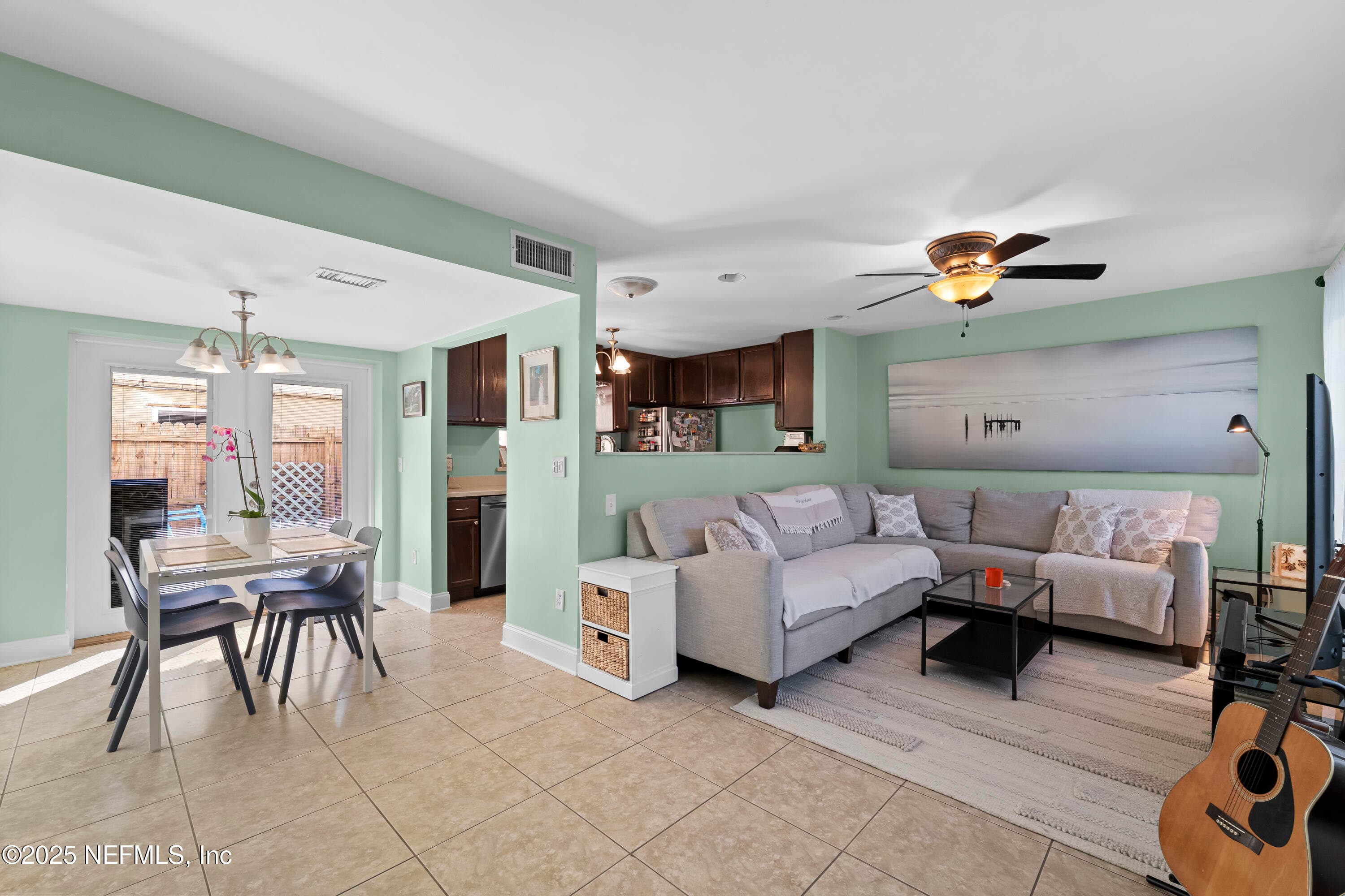 Photo 6 of 1417 4TH Street N, Jacksonville Beach, FL 32250