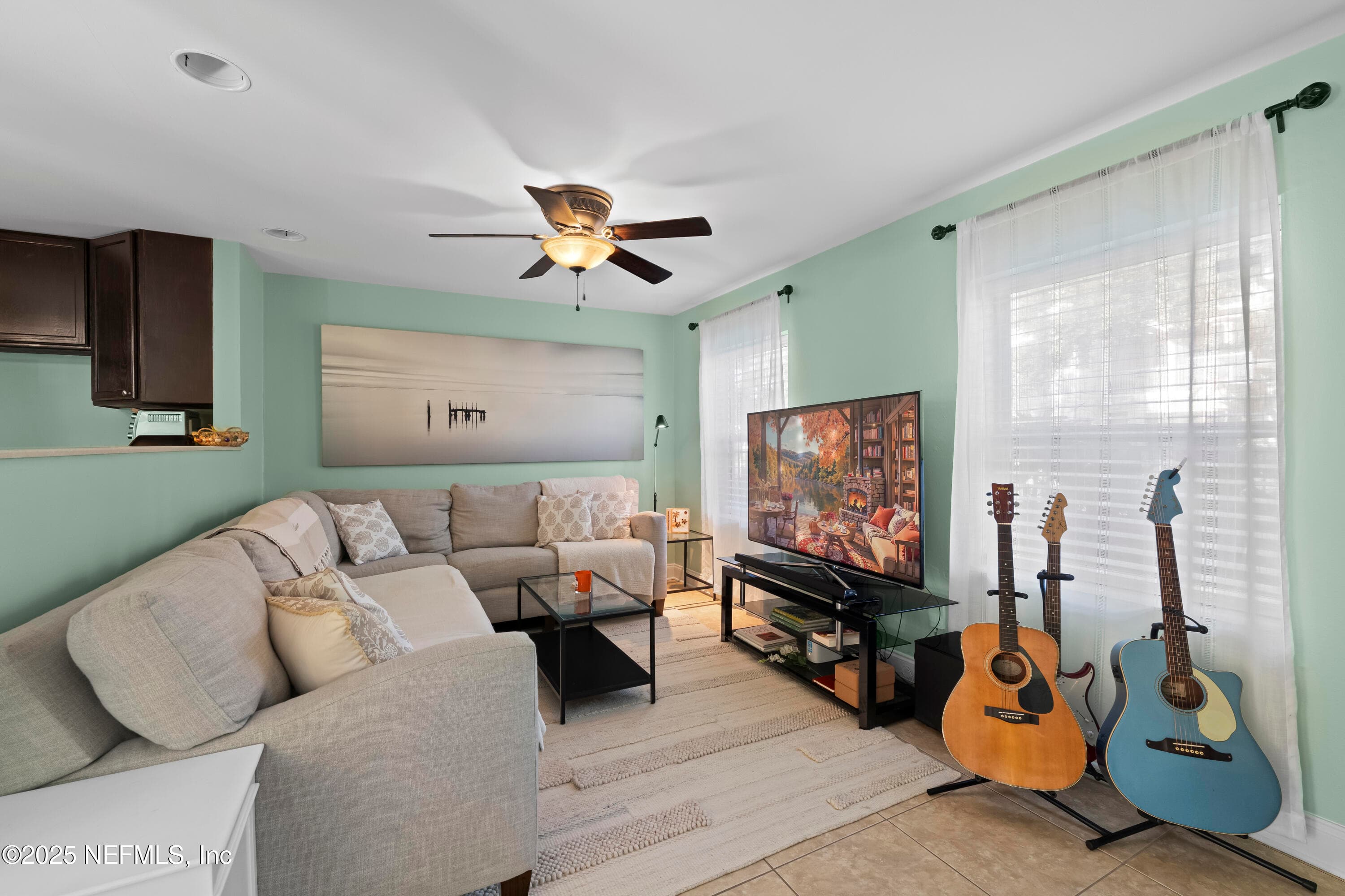 Photo 7 of 1417 4TH Street N, Jacksonville Beach, FL 32250