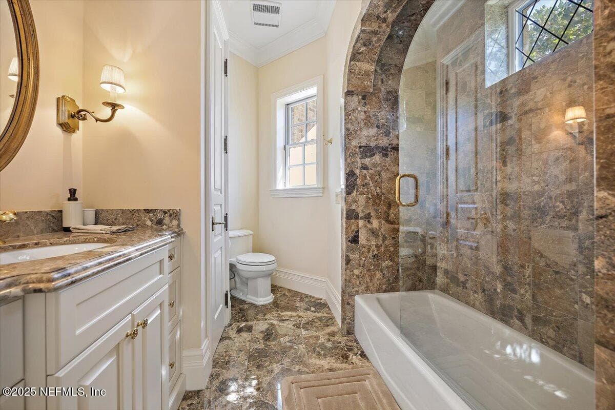 Love the granite and window detail! — 5367 CHANDLER BEND Drive, Jacksonville, FL 32224