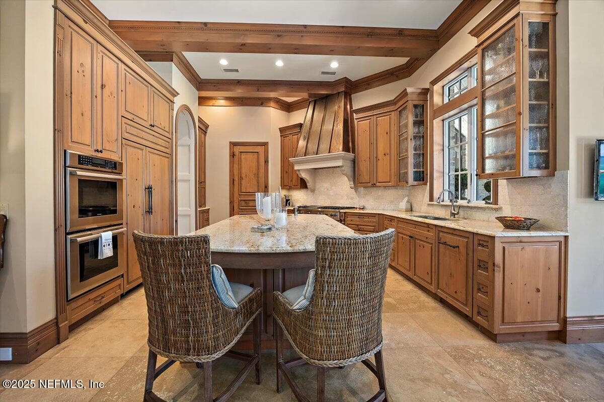 Featuring a panel front Sub-Zero refrigerator, Viking 6-burner gas range, double ovens, panel front ice maker & more! — 5367 CHANDLER BEND Drive, Jacksonville, FL 32224