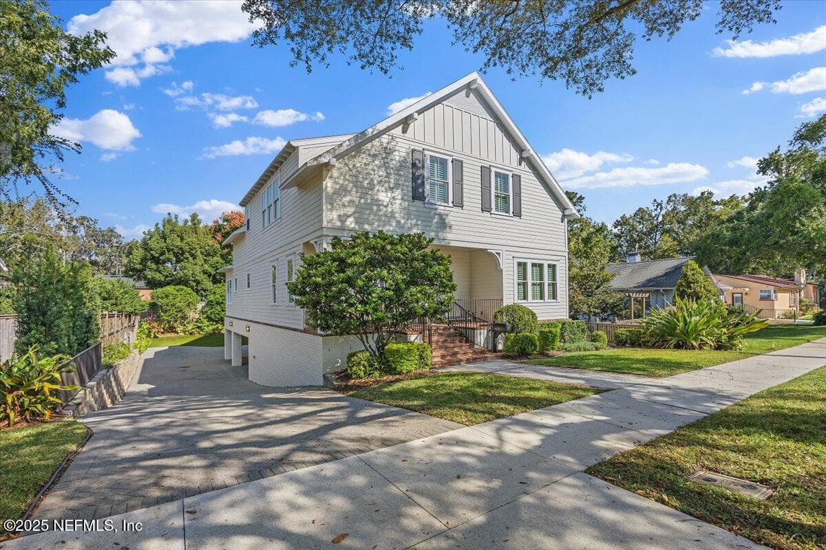Newly built in 2015 & meticulously maintained! — 2743 GREEN BAY Lane, Jacksonville, FL 32207