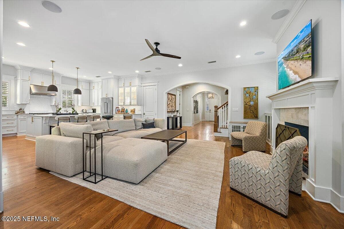 Spacious, bright & open floorplan — 2743 GREEN BAY Lane, Jacksonville, FL 32207